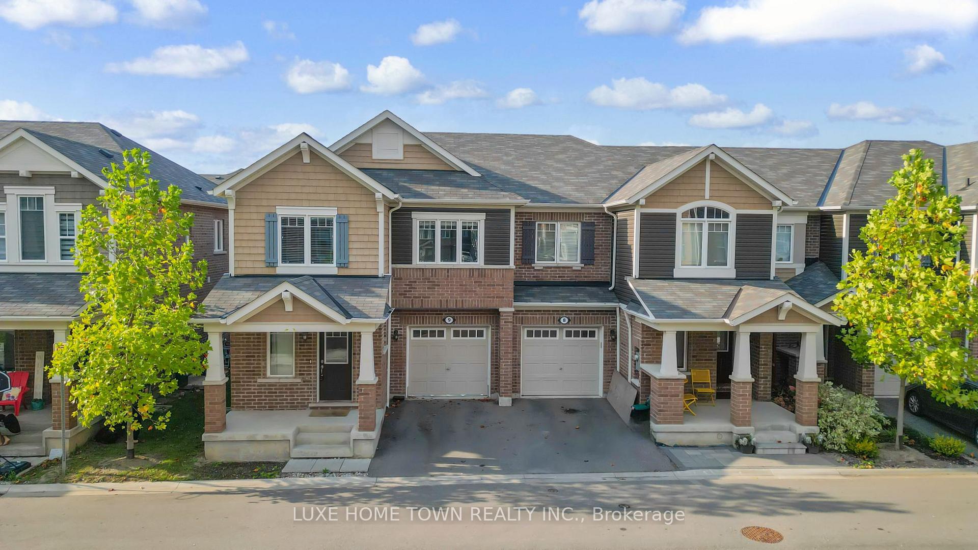 Photo 2 of 9 Leiterman Drive, Milton, Willmott — HOMEH