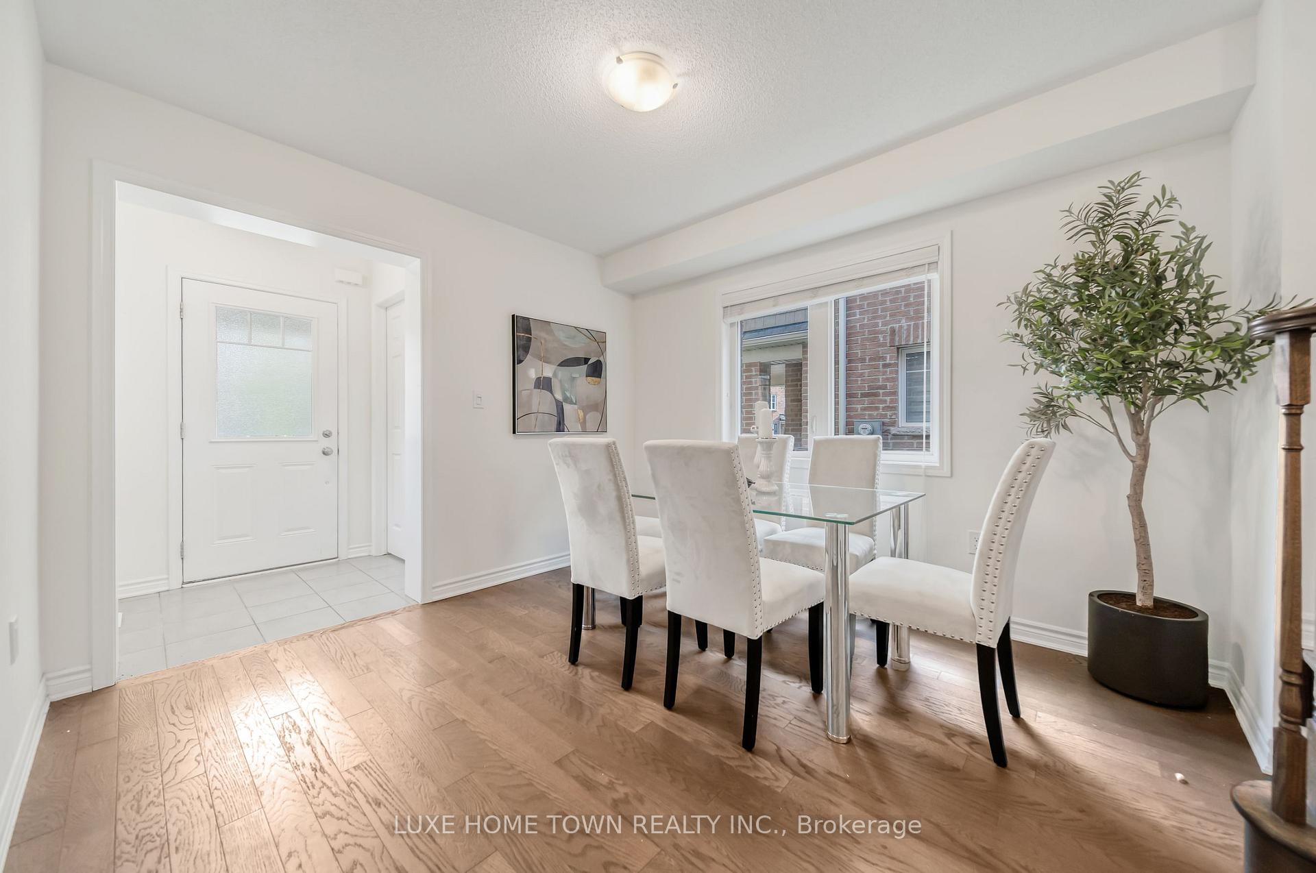 Photo 7 of 9 Leiterman Drive, Milton, Willmott — HOMEH