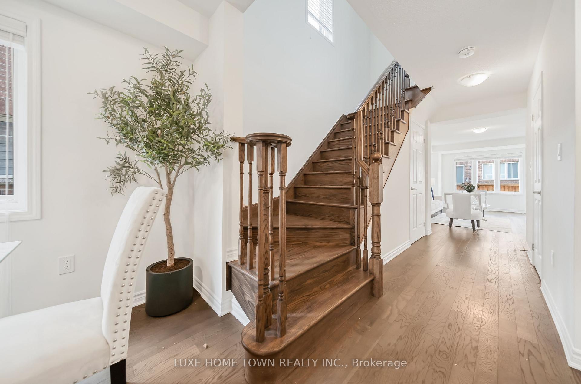 Photo 20 of 9 Leiterman Drive, Milton, Willmott — HOMEH