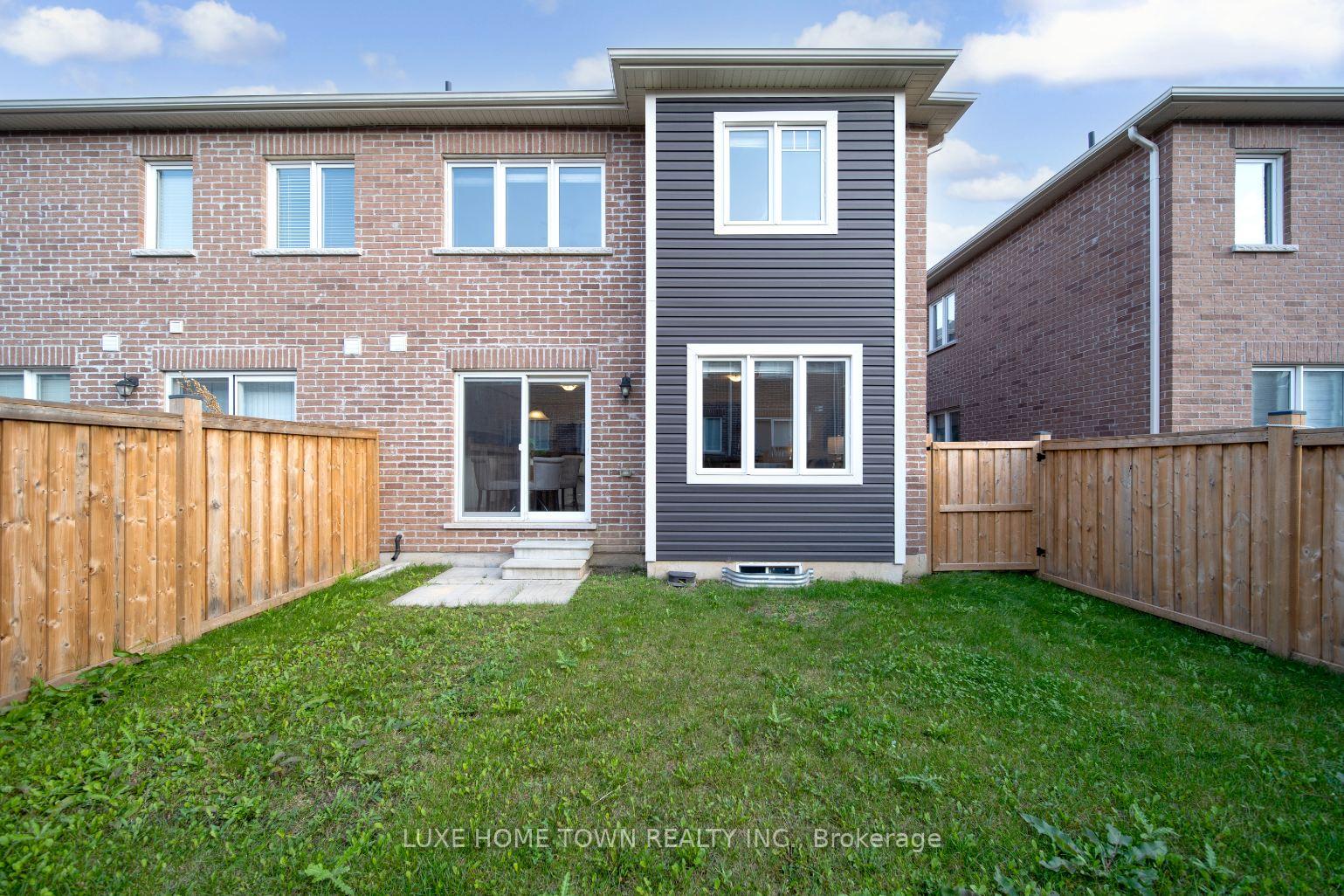 Photo 36 of 9 Leiterman Drive, Milton, Willmott — HOMEH