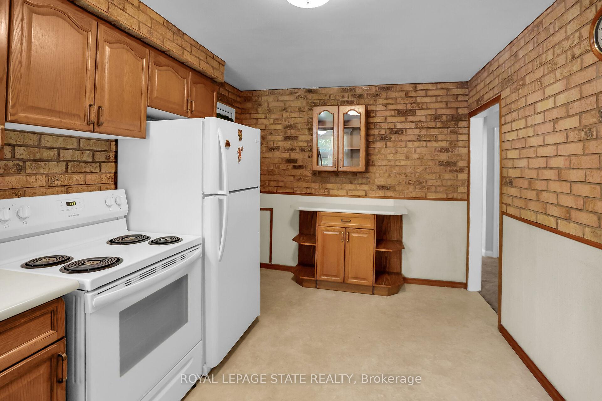 Photo 14 of 532 Ridge Road E, Grimsby, Grimsby Escarpment — HOMEH