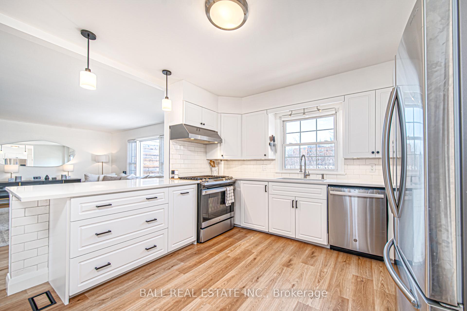 Photo 9 of 1383 Dobbin Avenue, Peterborough, Town Ward 3 — HOMEH