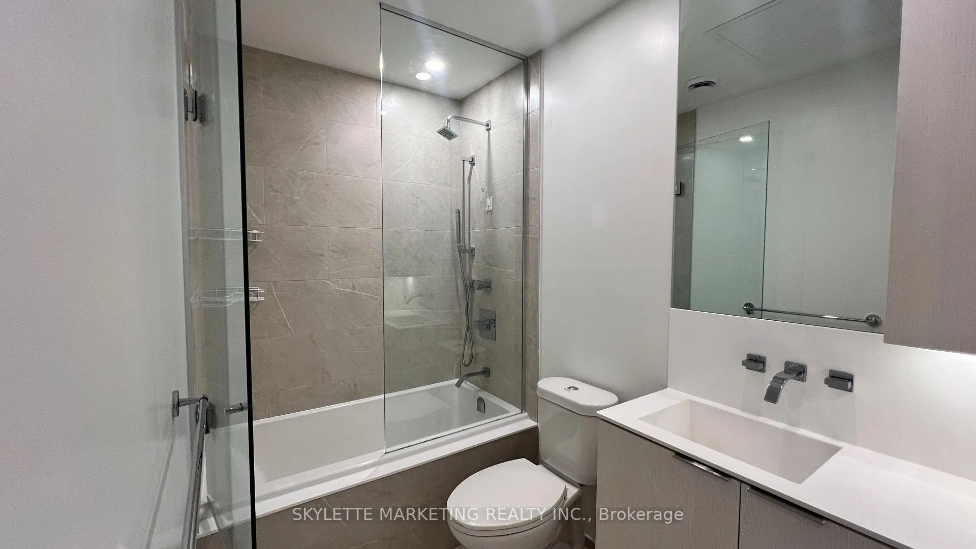 Photo 21 of Unit 1401, 16 Bonnycastle Street, Toronto, Waterfront Communities — HOMEH