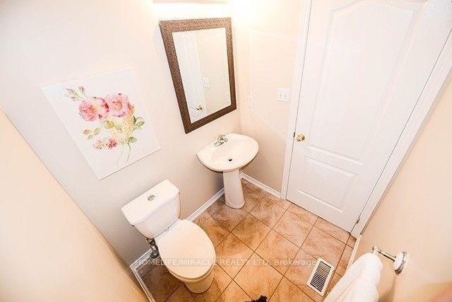 Photo 9 of 120 River Rock Crescent, Brampton, Fletcher's Meadow — HOMEH