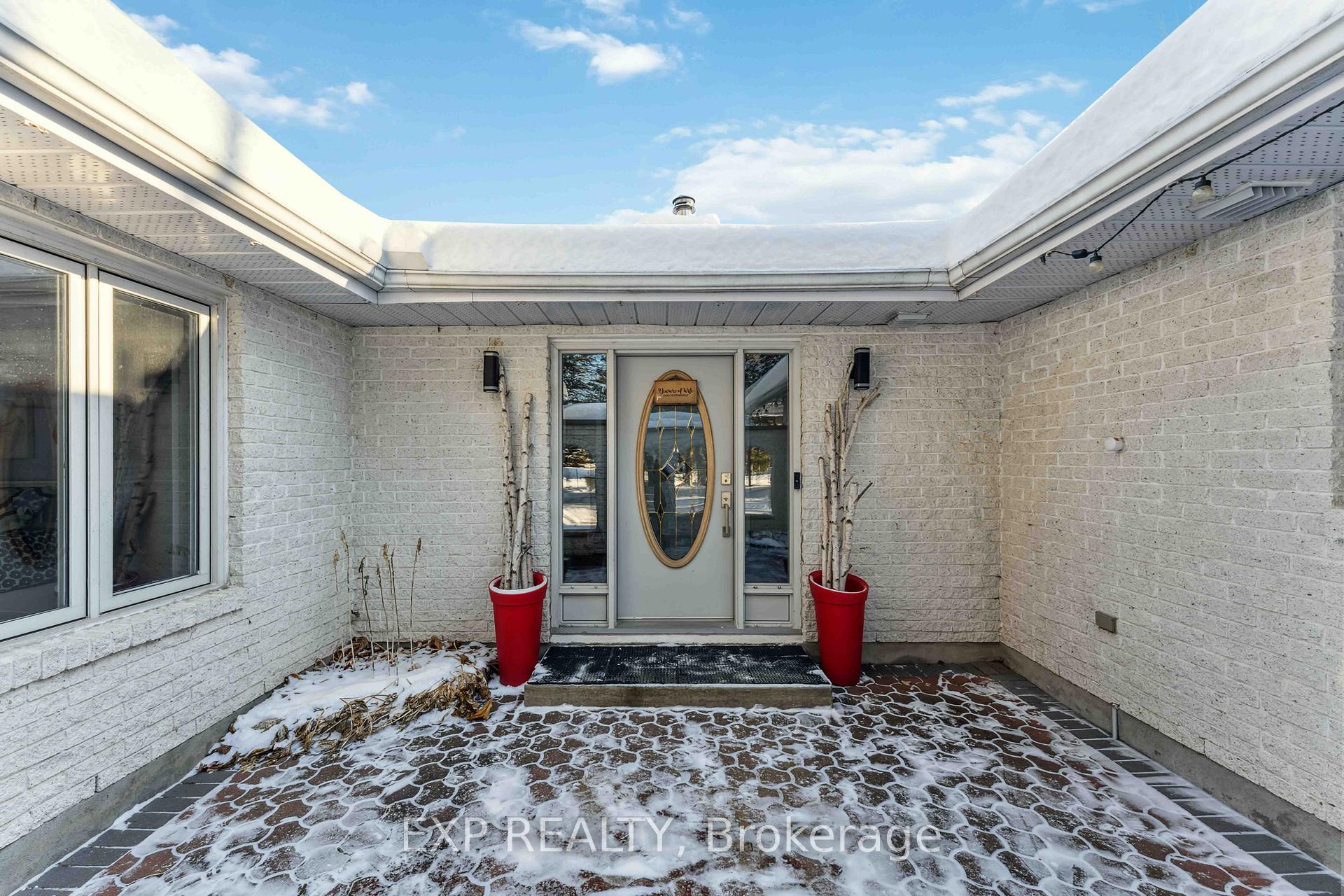 Photo 5 of 1082 Rick Hansen Crescent, Ottawa, Greely — HOMEH