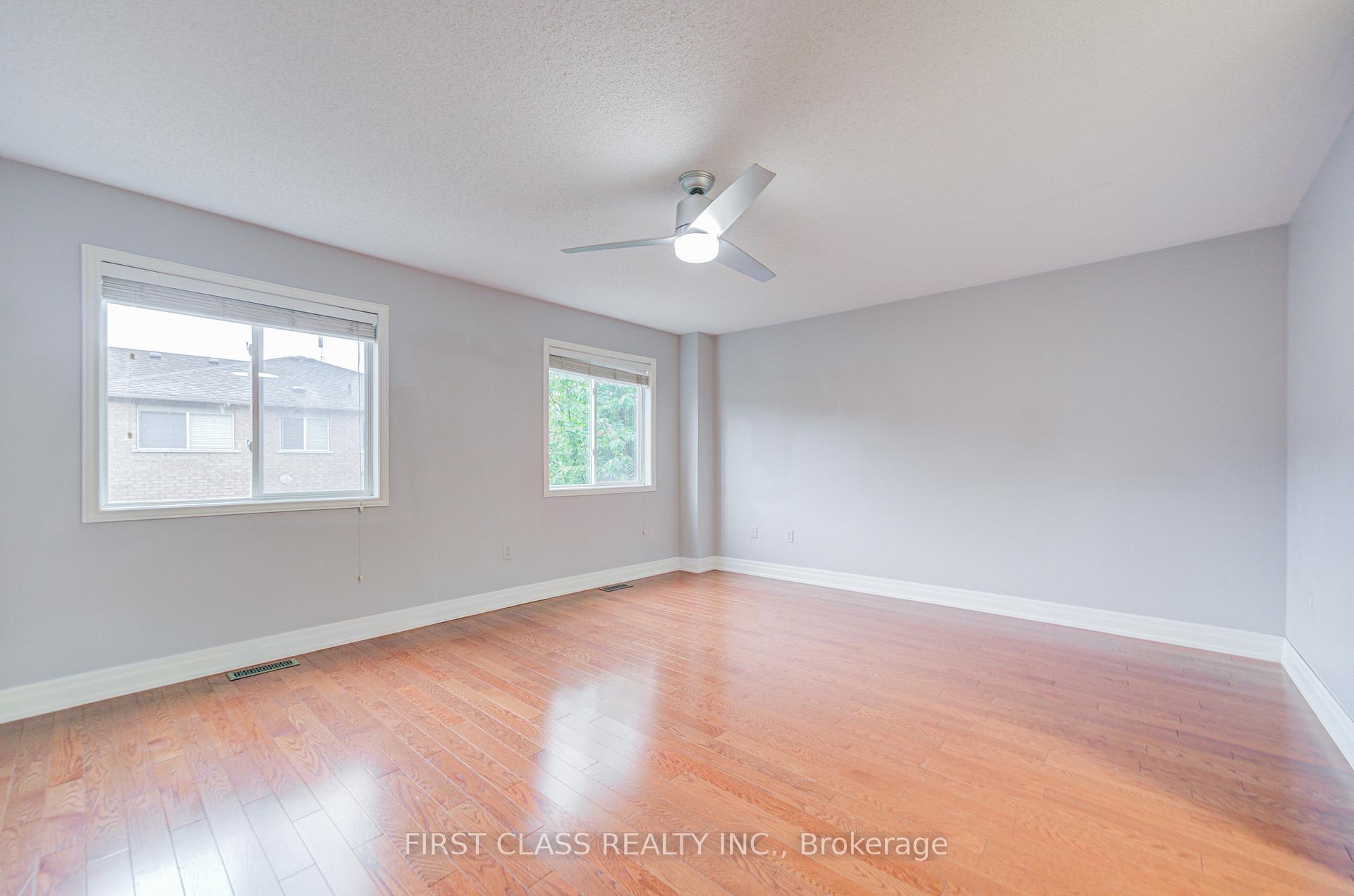 Photo 20 of 216 Zokol Drive, Aurora, Bayview Northeast — HOMEH