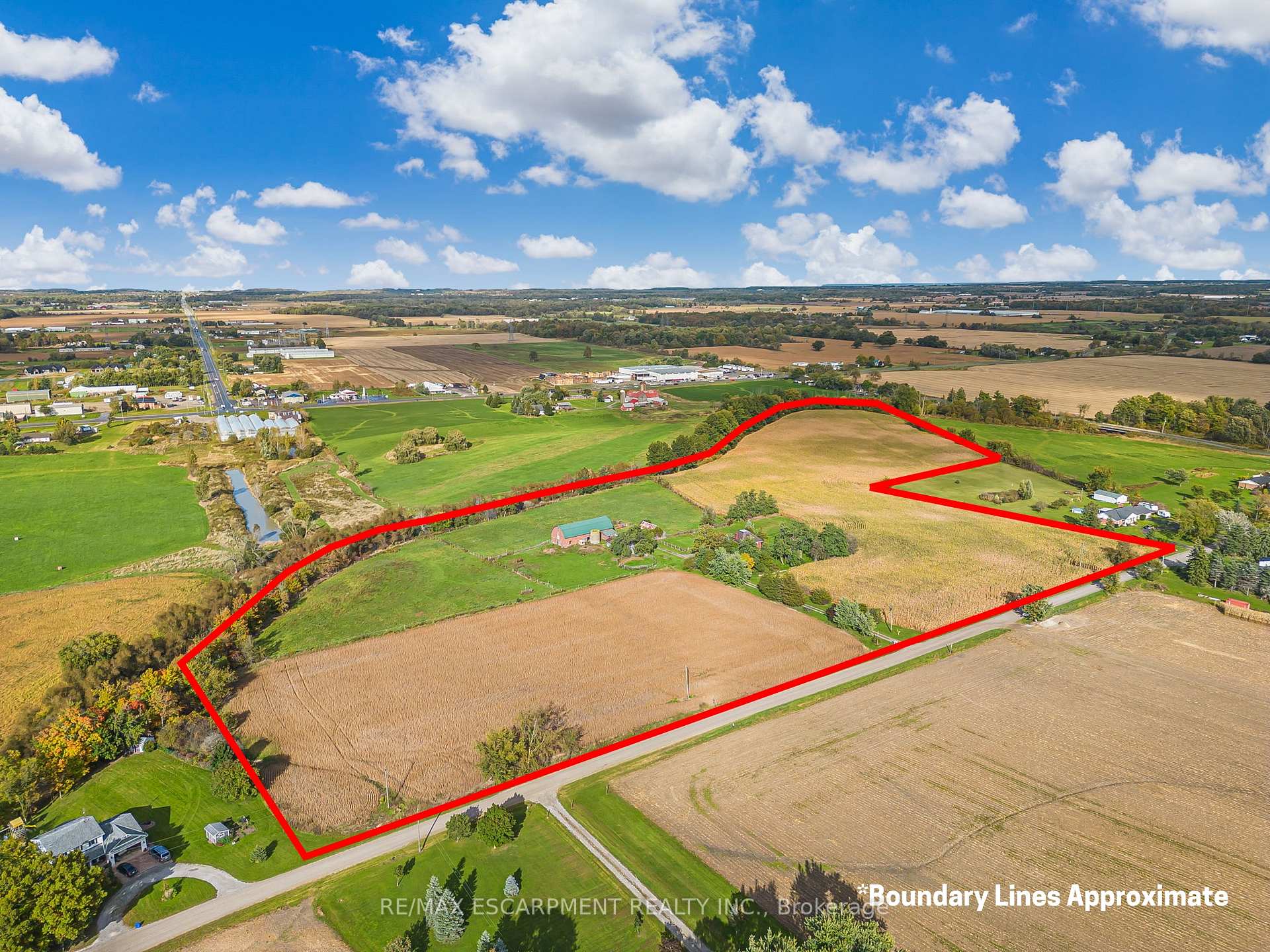 Photo 2 of Unit 1, 7265 Range Road, Grimsby, Grimsby Escarpment — HOMEH