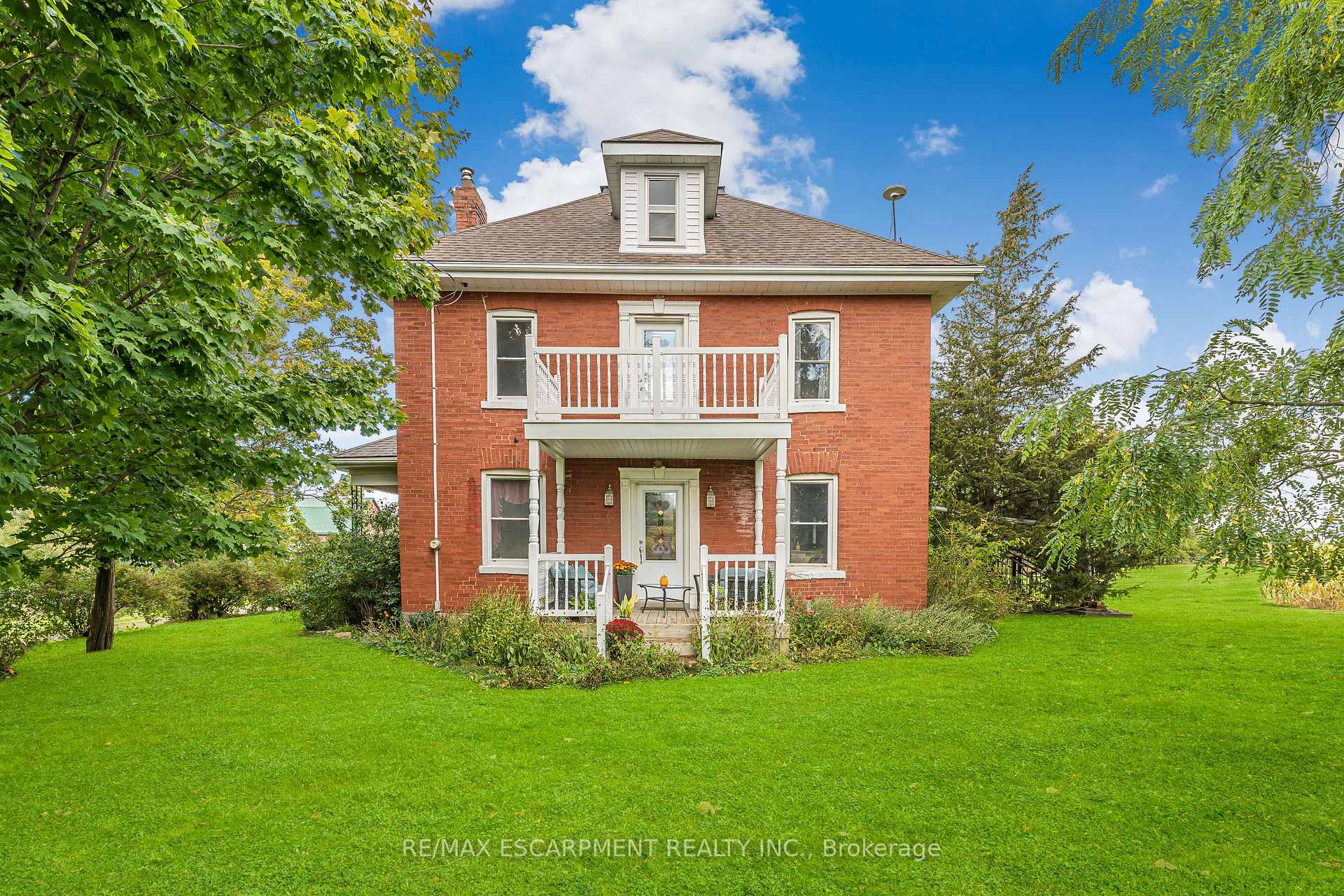 Photo 6 of Unit 1, 7265 Range Road, Grimsby, Grimsby Escarpment — HOMEH