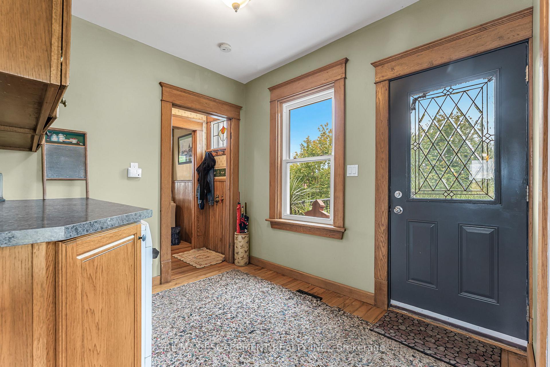 Photo 17 of Unit 1, 7265 Range Road, Grimsby, Grimsby Escarpment — HOMEH