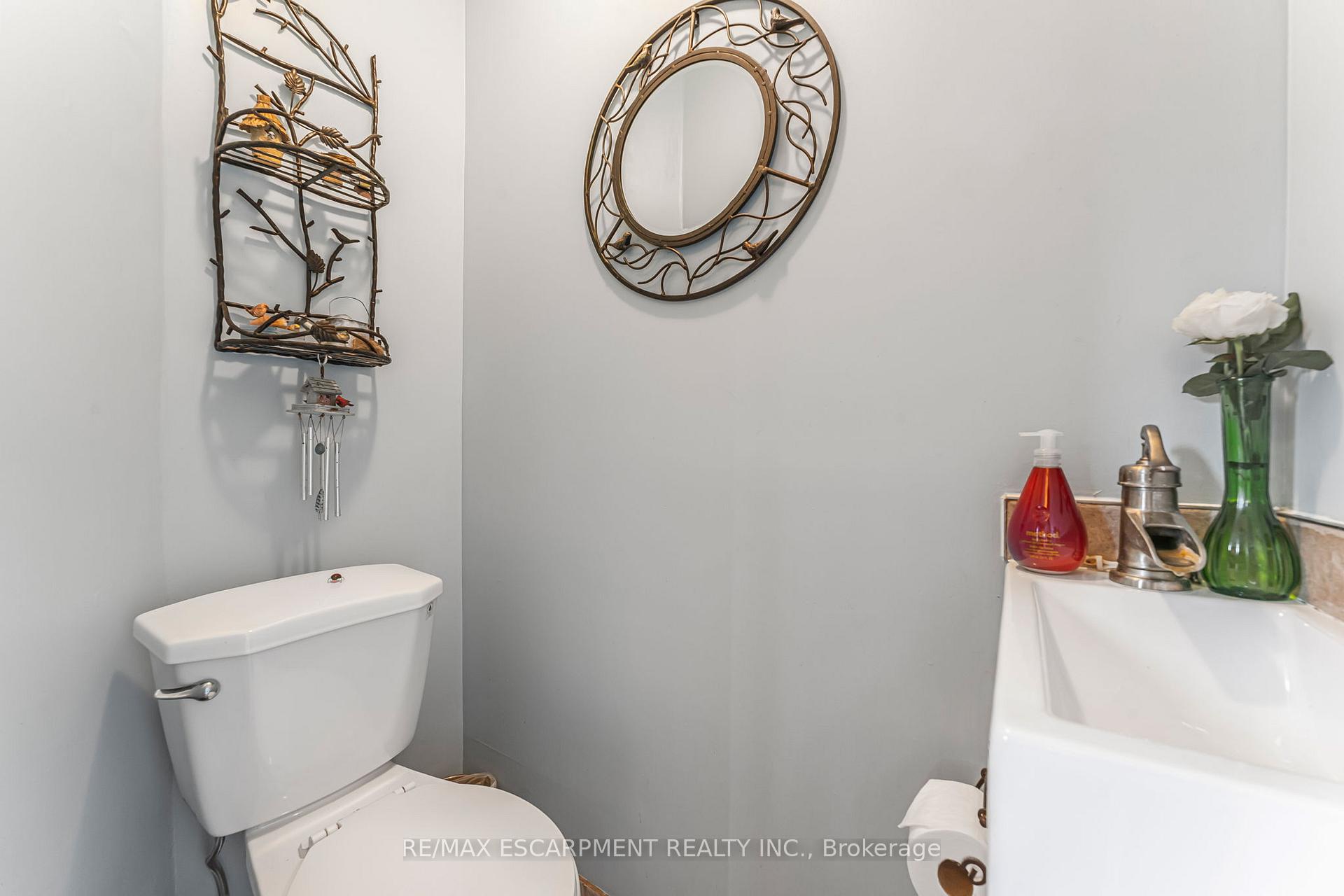 Photo 18 of Unit 1, 7265 Range Road, Grimsby, Grimsby Escarpment — HOMEH