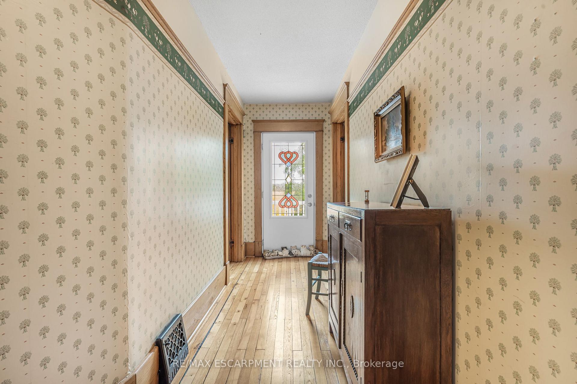 Photo 26 of Unit 1, 7265 Range Road, Grimsby, Grimsby Escarpment — HOMEH