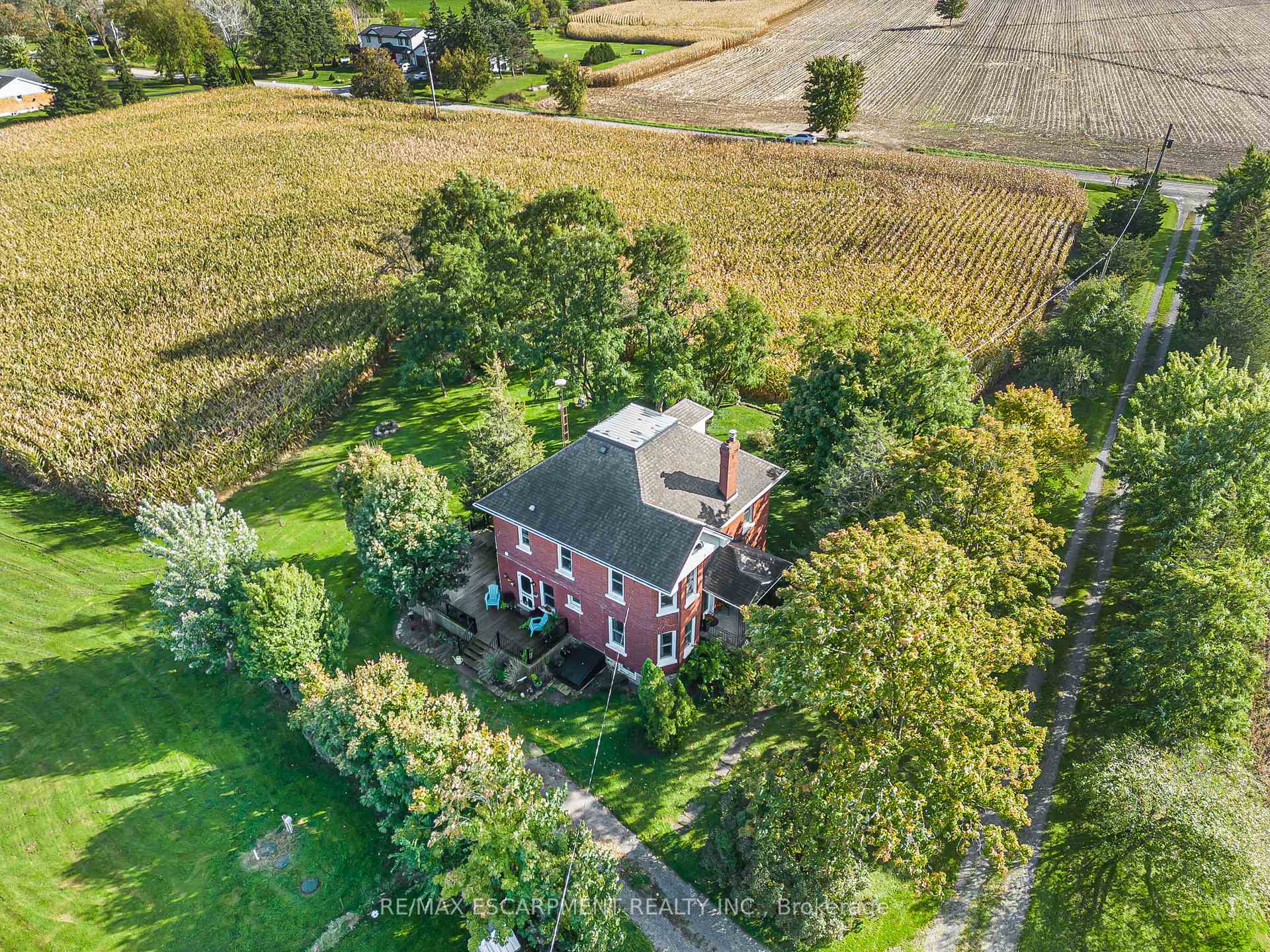 Photo 31 of Unit 1, 7265 Range Road, Grimsby, Grimsby Escarpment — HOMEH