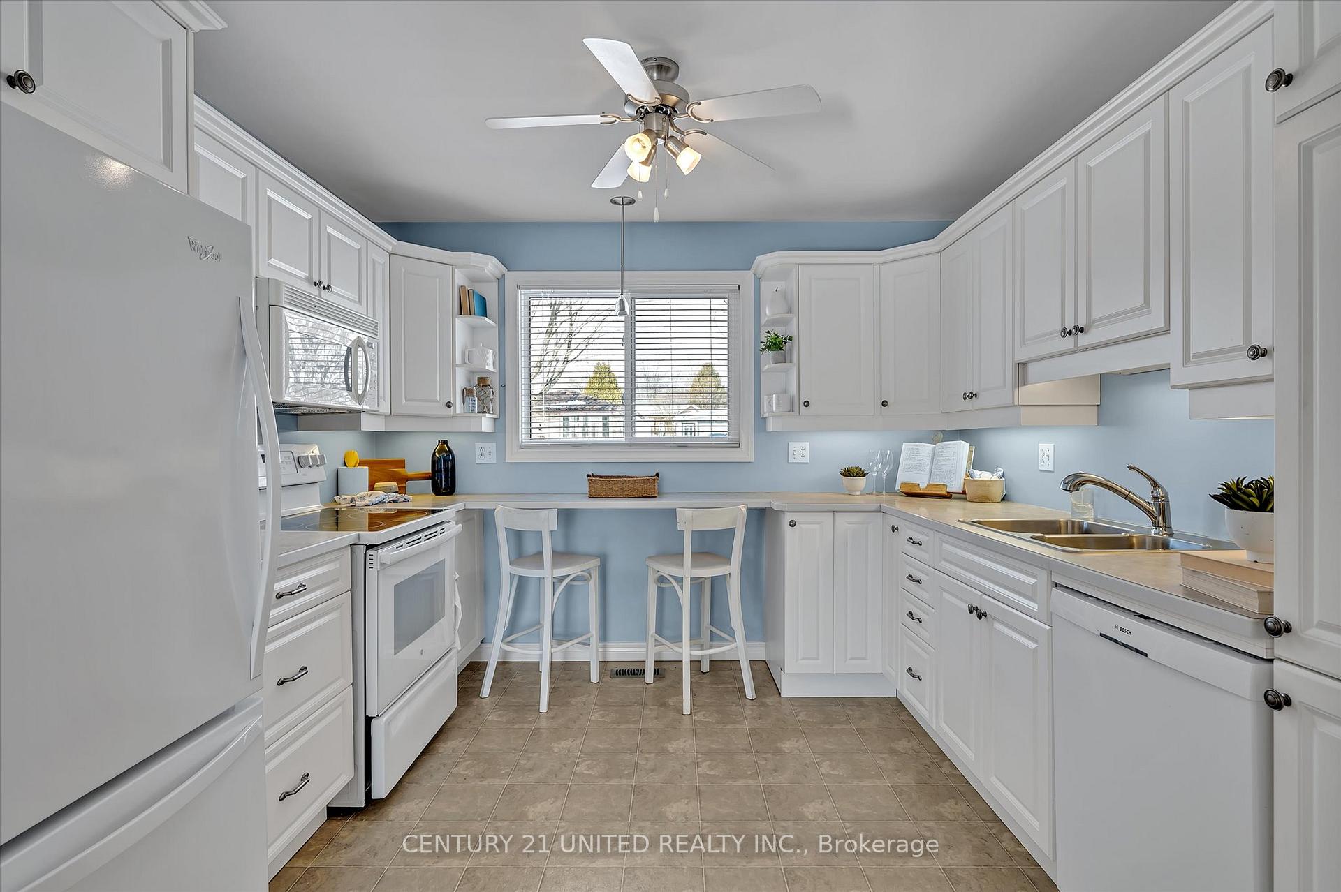 Photo 17 of 1152 Cabot Street, Peterborough, Northcrest Ward 5 — HOMEH