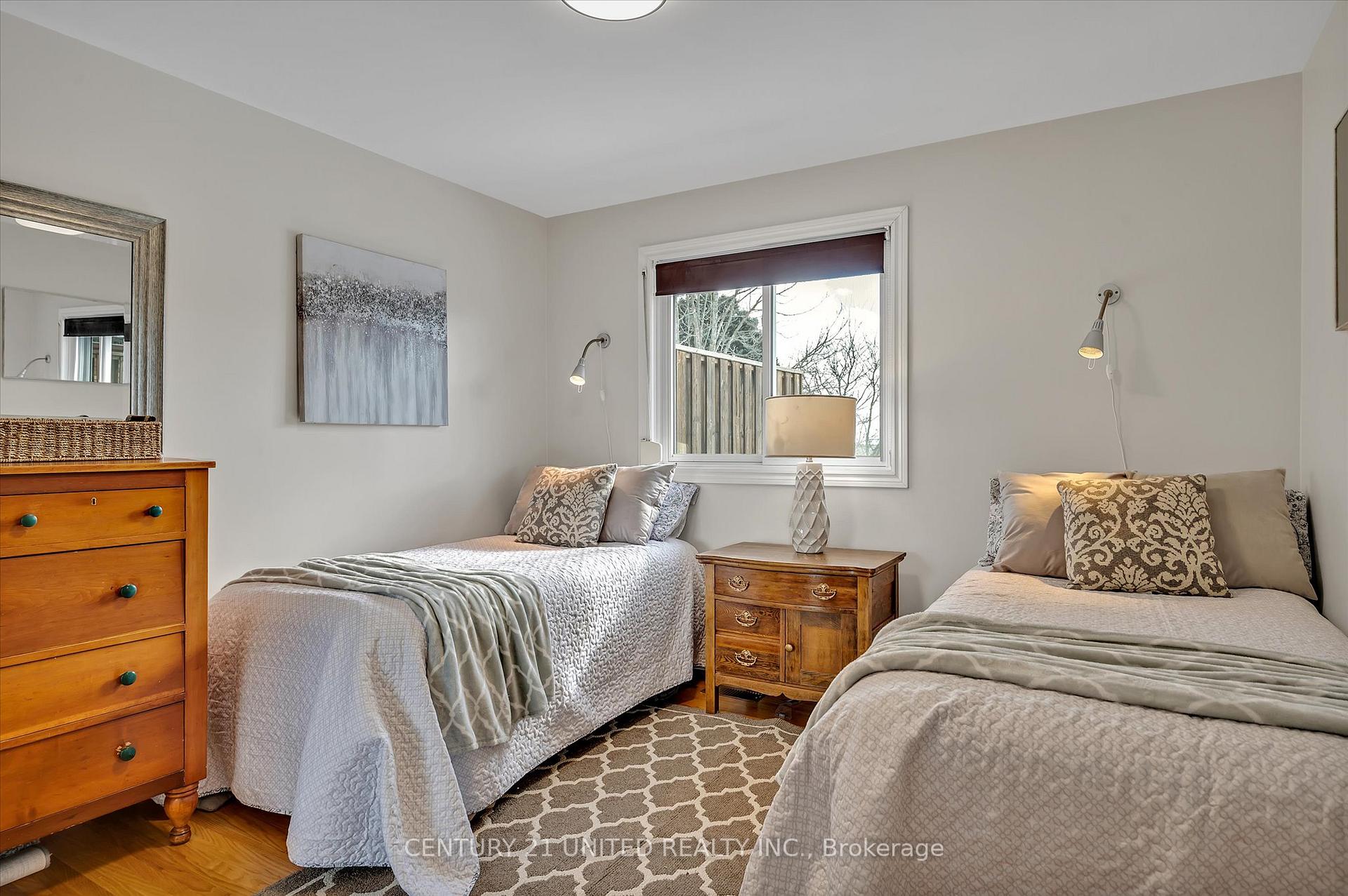 Photo 27 of 1152 Cabot Street, Peterborough, Northcrest Ward 5 — HOMEH