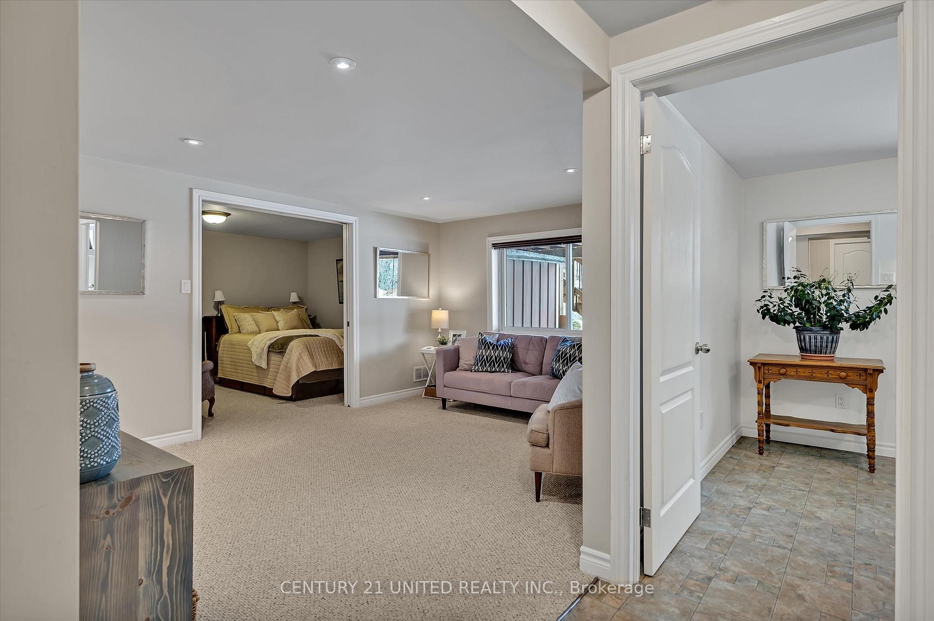Photo 29 of 1152 Cabot Street, Peterborough, Northcrest Ward 5 — HOMEH