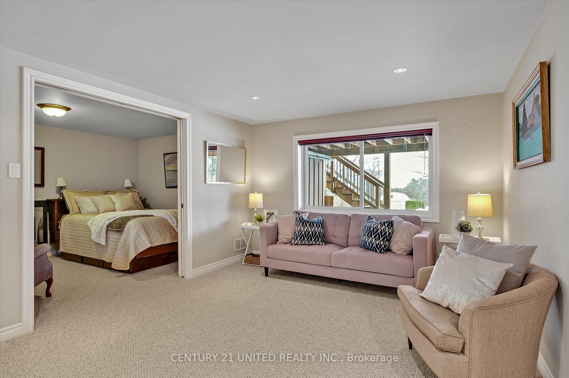 Photo 36 of 1152 Cabot Street, Peterborough, Northcrest Ward 5 — HOMEH