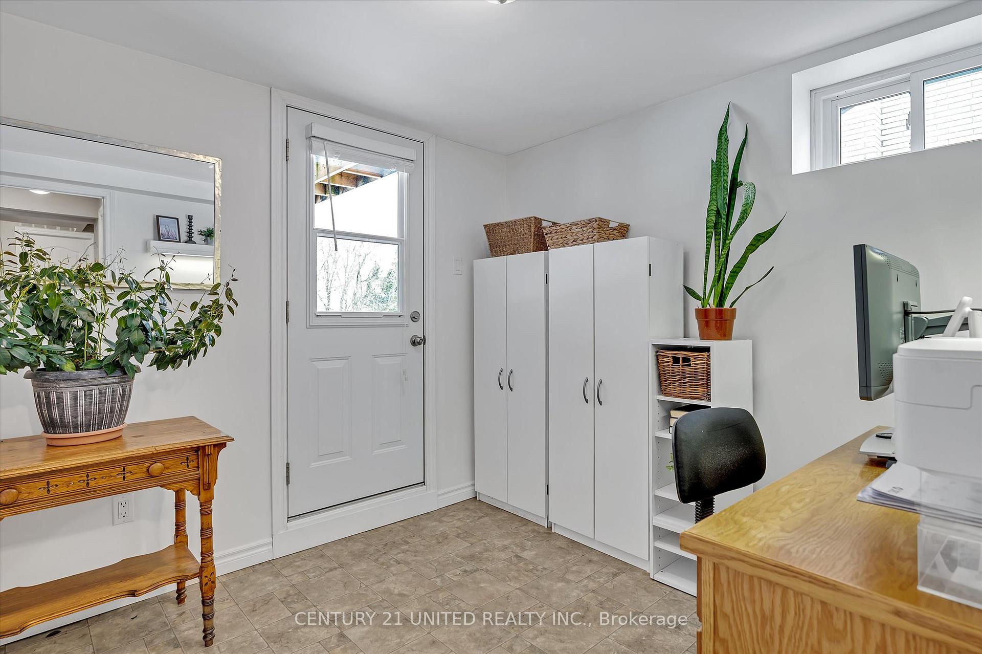 Photo 37 of 1152 Cabot Street, Peterborough, Northcrest Ward 5 — HOMEH
