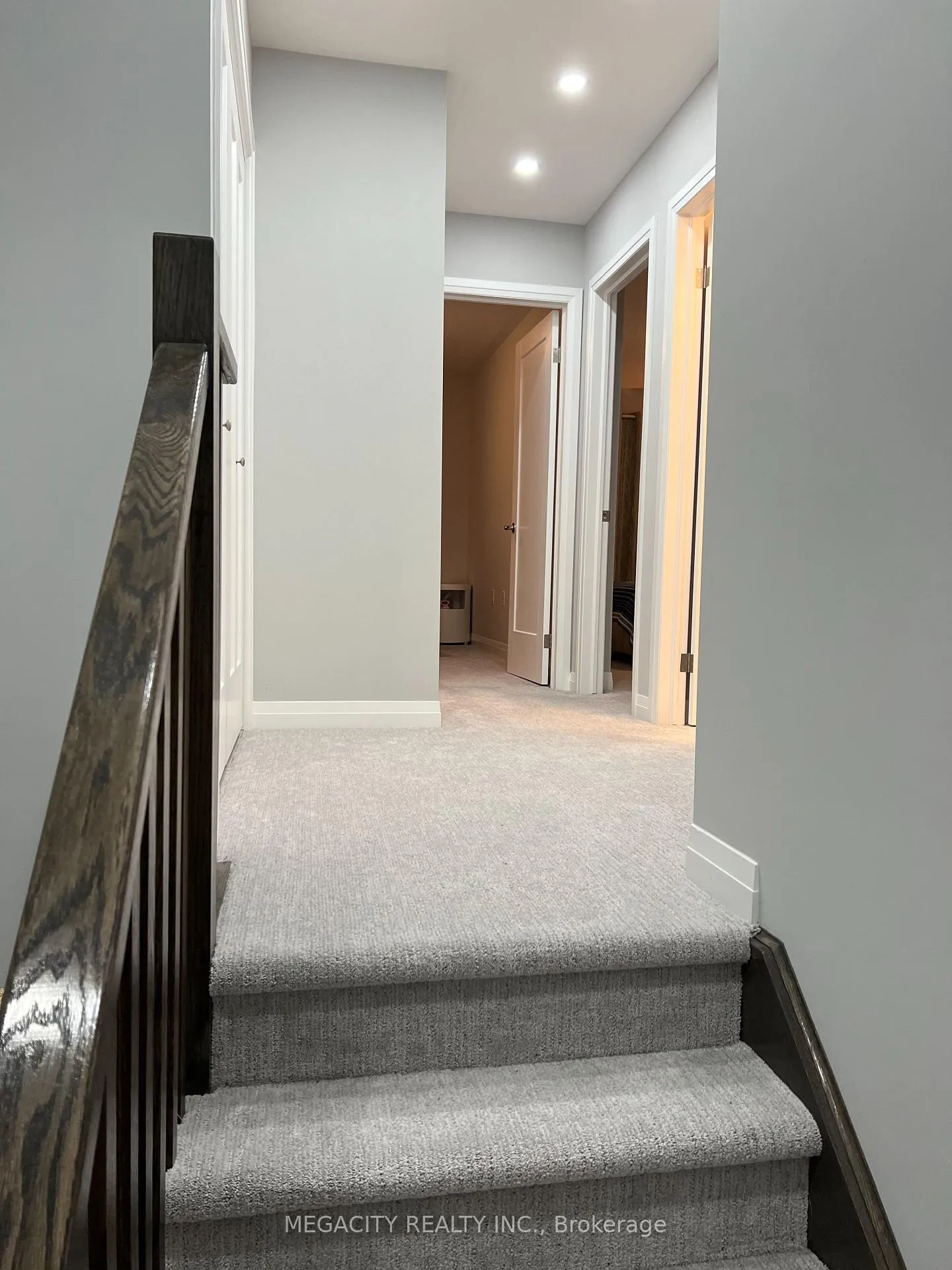 Photo 12 of 5 Oceanus Avenue, Hamilton, Hannon — HOMEH