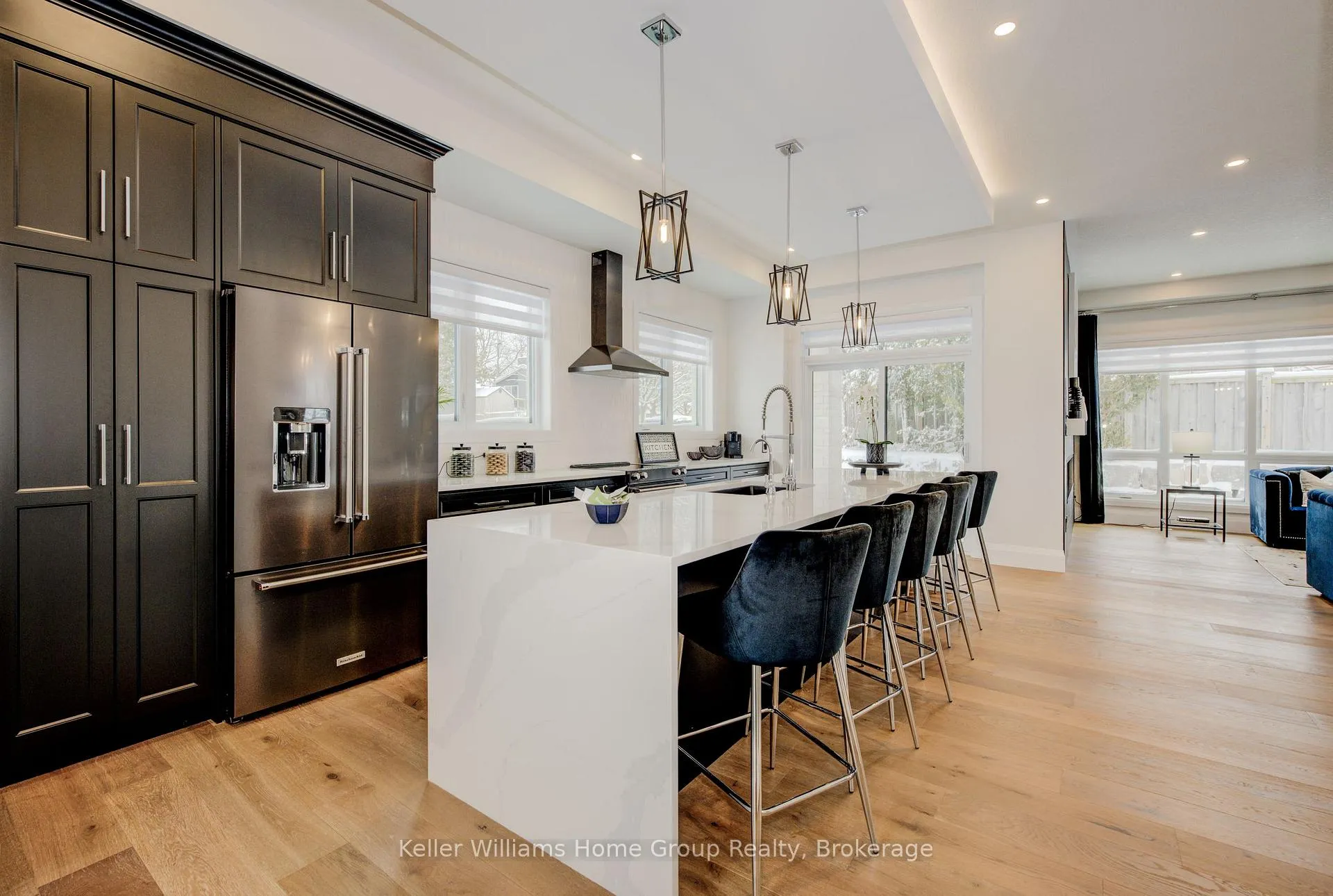 Photo 4 of 2 Nicholas Way, Guelph, Victoria North — HOMEH