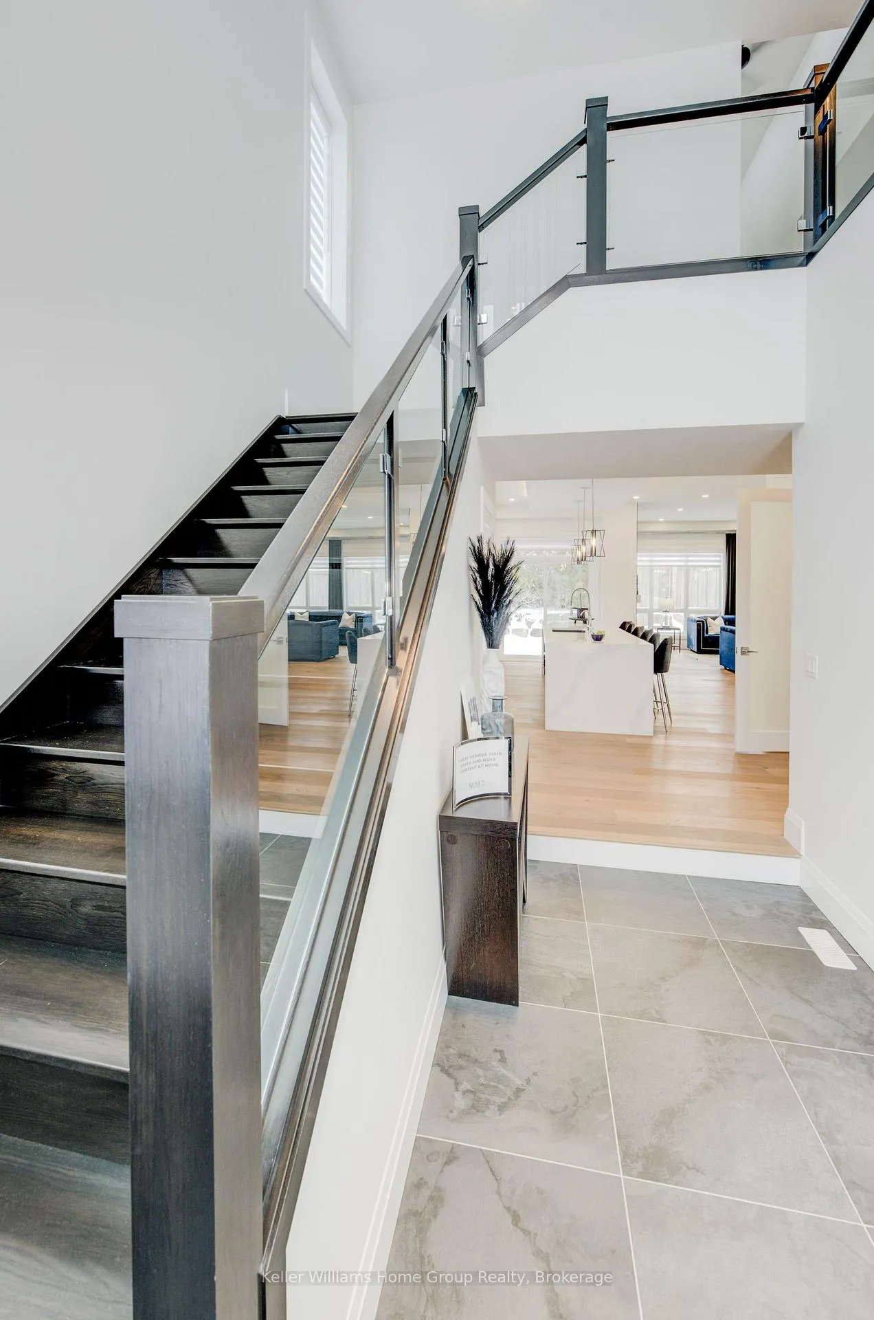 Photo 13 of 2 Nicholas Way, Guelph, Victoria North — HOMEH