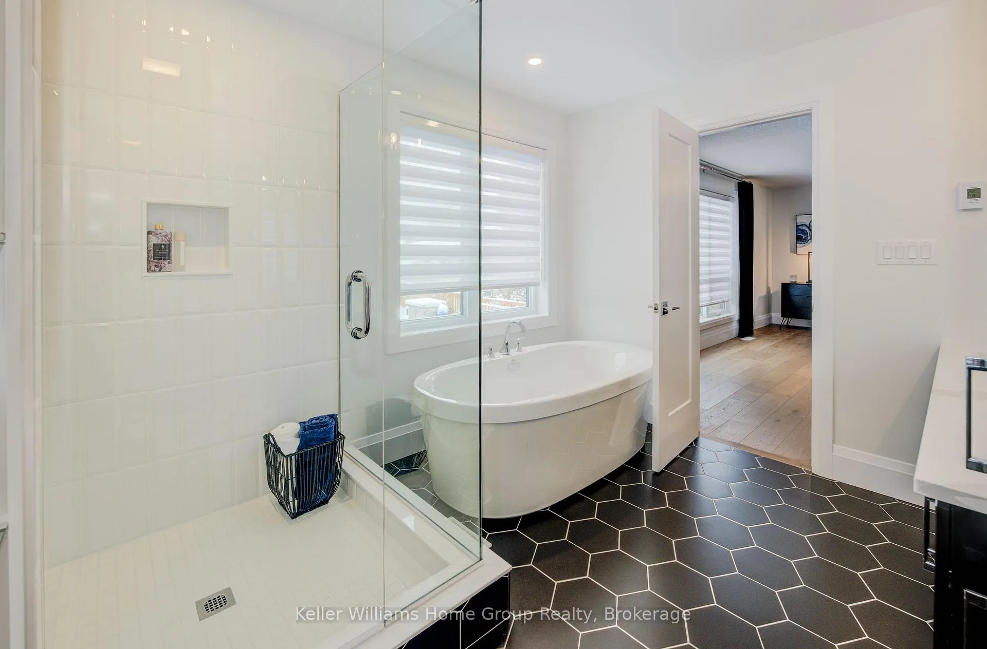 Photo 22 of 2 Nicholas Way, Guelph, Victoria North — HOMEH