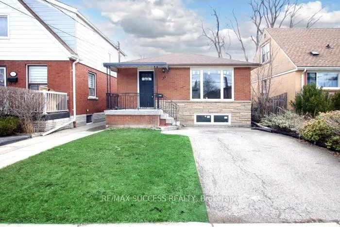 Photo 1 of 33 Shadyside Avenue, Hamilton, Burkholme — HOMEH