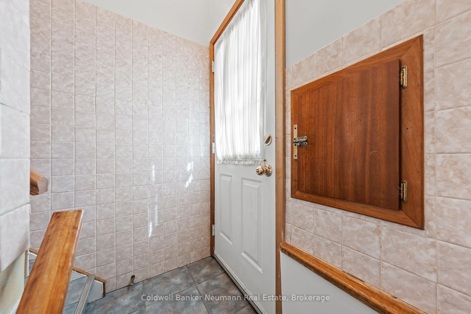 Photo 23 of 23 Sunnylea Crescent, Guelph, General Hospital — HOMEH