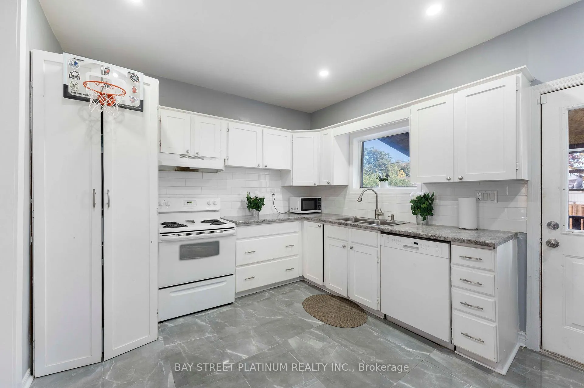 Photo 13 of 16 Ruth Street, Hamilton, Stipley — HOMEH