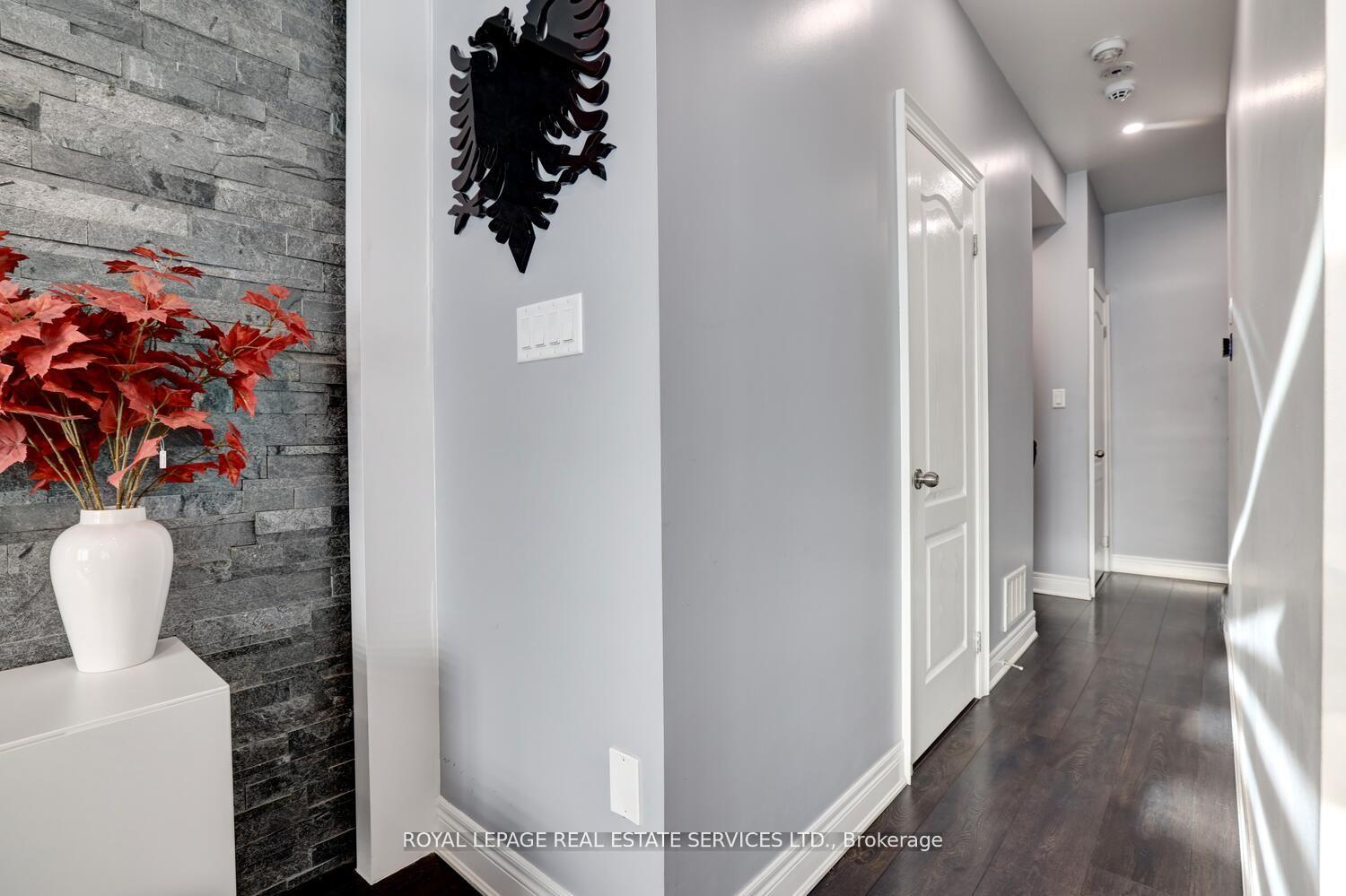 Photo 16 of 1297 Clarriage Court, Milton, Ford — HOMEH