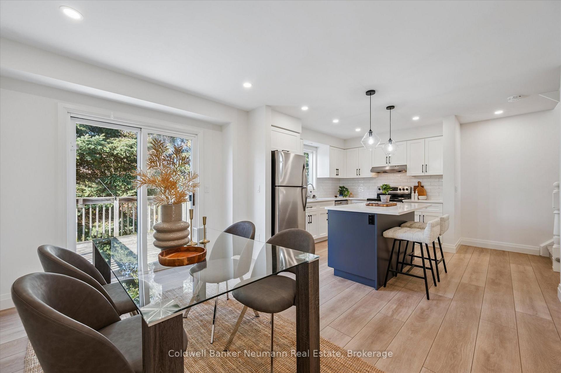 Photo 12 of 126 Farley Drive, Guelph, Pineridge/Westminster Woods — HOMEH