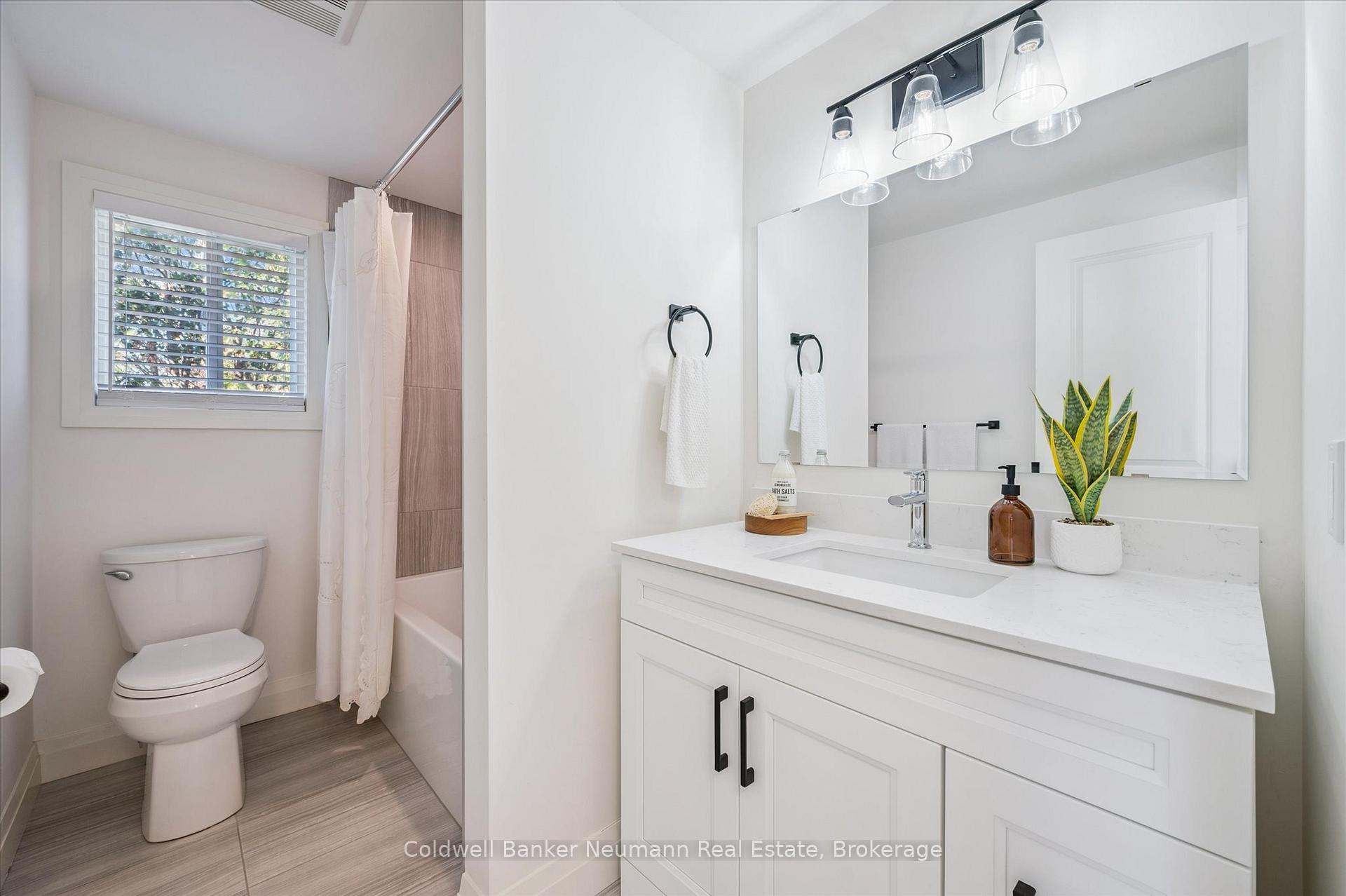 Photo 14 of 126 Farley Drive, Guelph, Pineridge/Westminster Woods — HOMEH