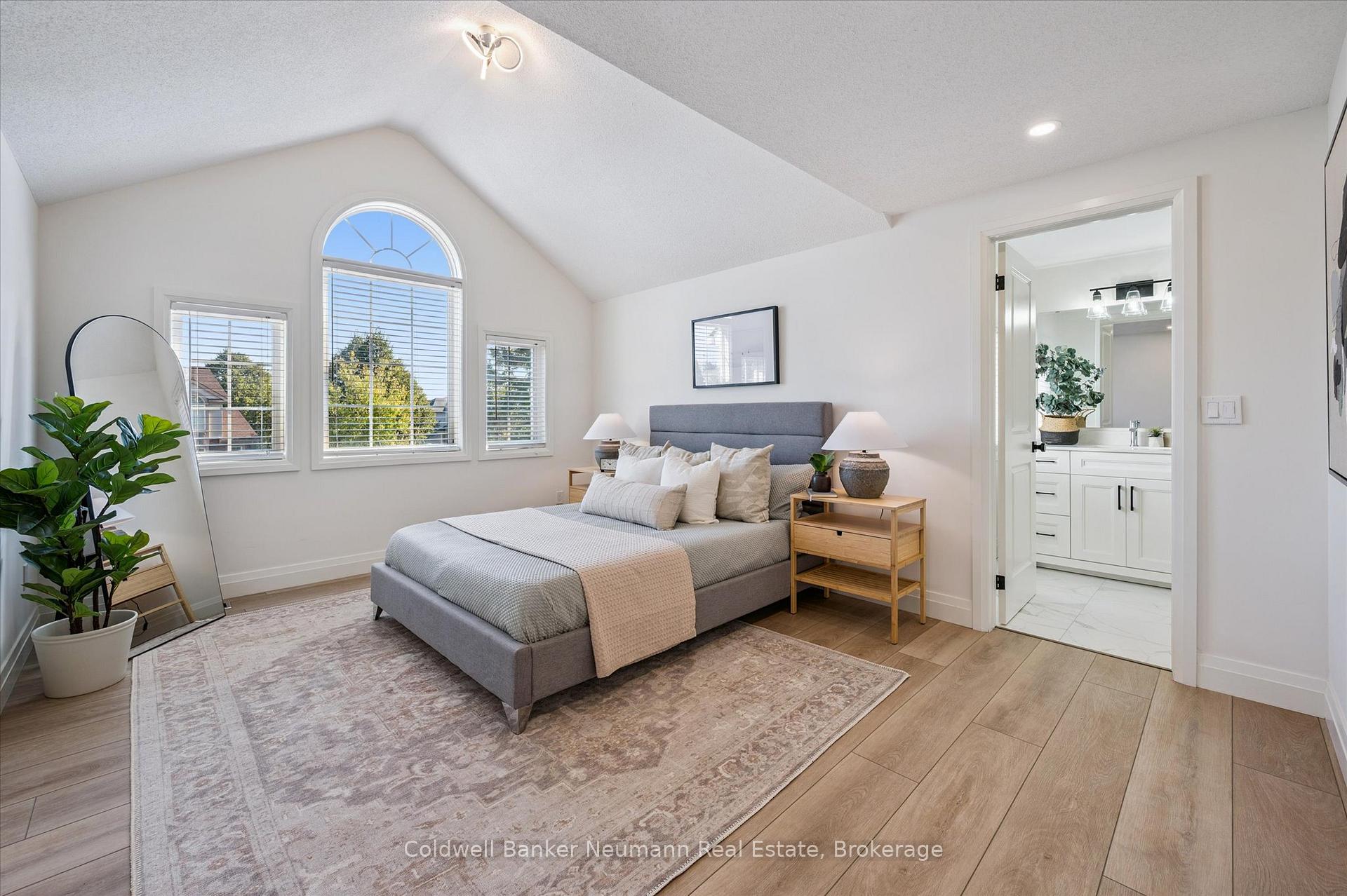 Photo 16 of 126 Farley Drive, Guelph, Pineridge/Westminster Woods — HOMEH
