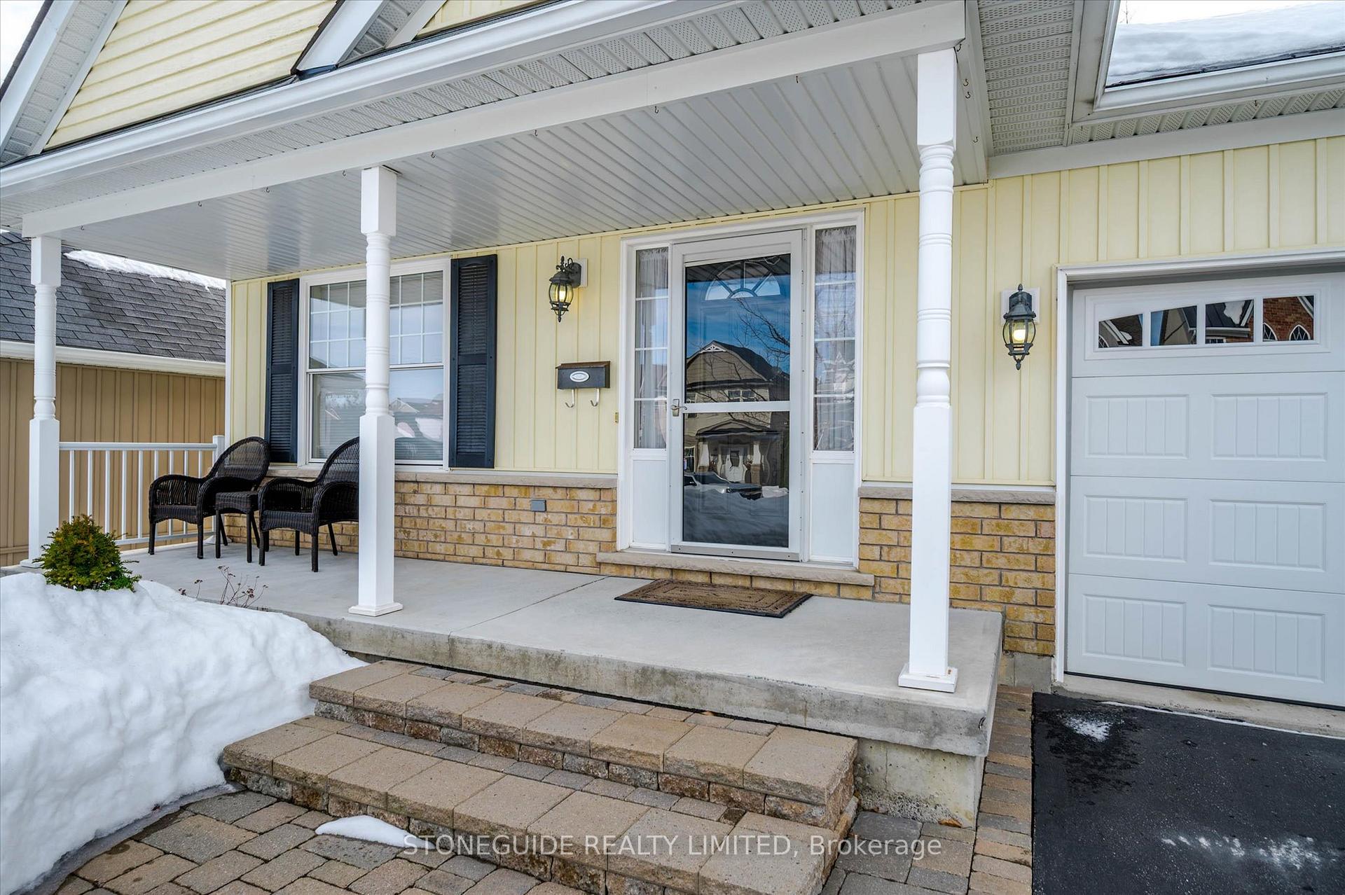 Photo 2 of 270 Bowen Drive, Peterborough, Northcrest Ward 5 — HOMEH