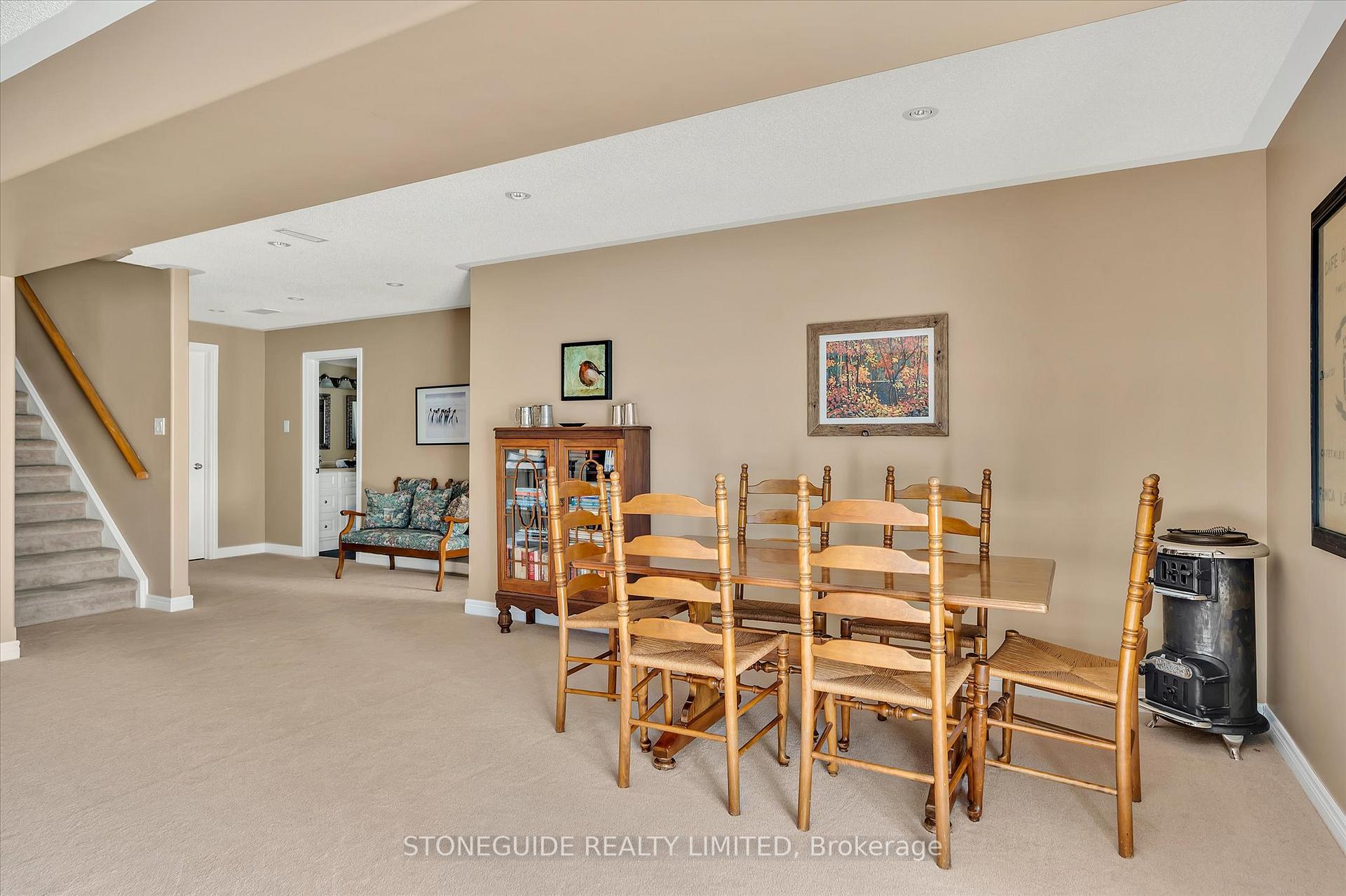 Photo 22 of 270 Bowen Drive, Peterborough, Northcrest Ward 5 — HOMEH