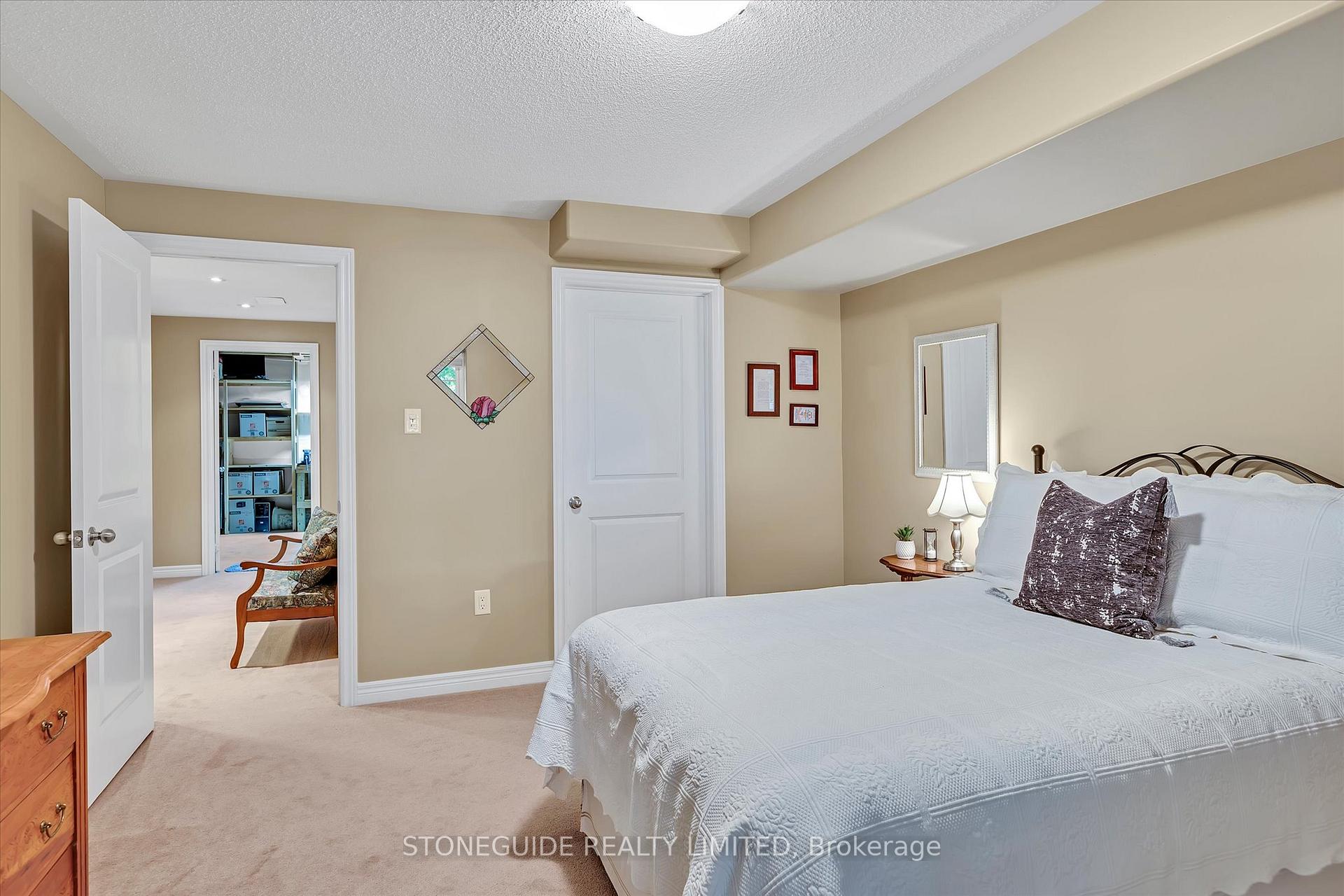 Photo 27 of 270 Bowen Drive, Peterborough, Northcrest Ward 5 — HOMEH