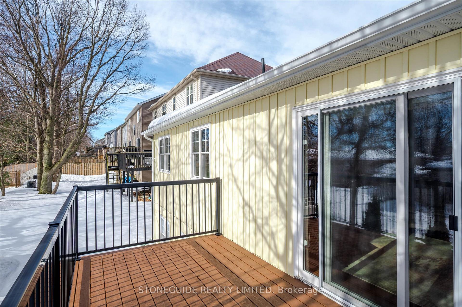 Photo 30 of 270 Bowen Drive, Peterborough, Northcrest Ward 5 — HOMEH