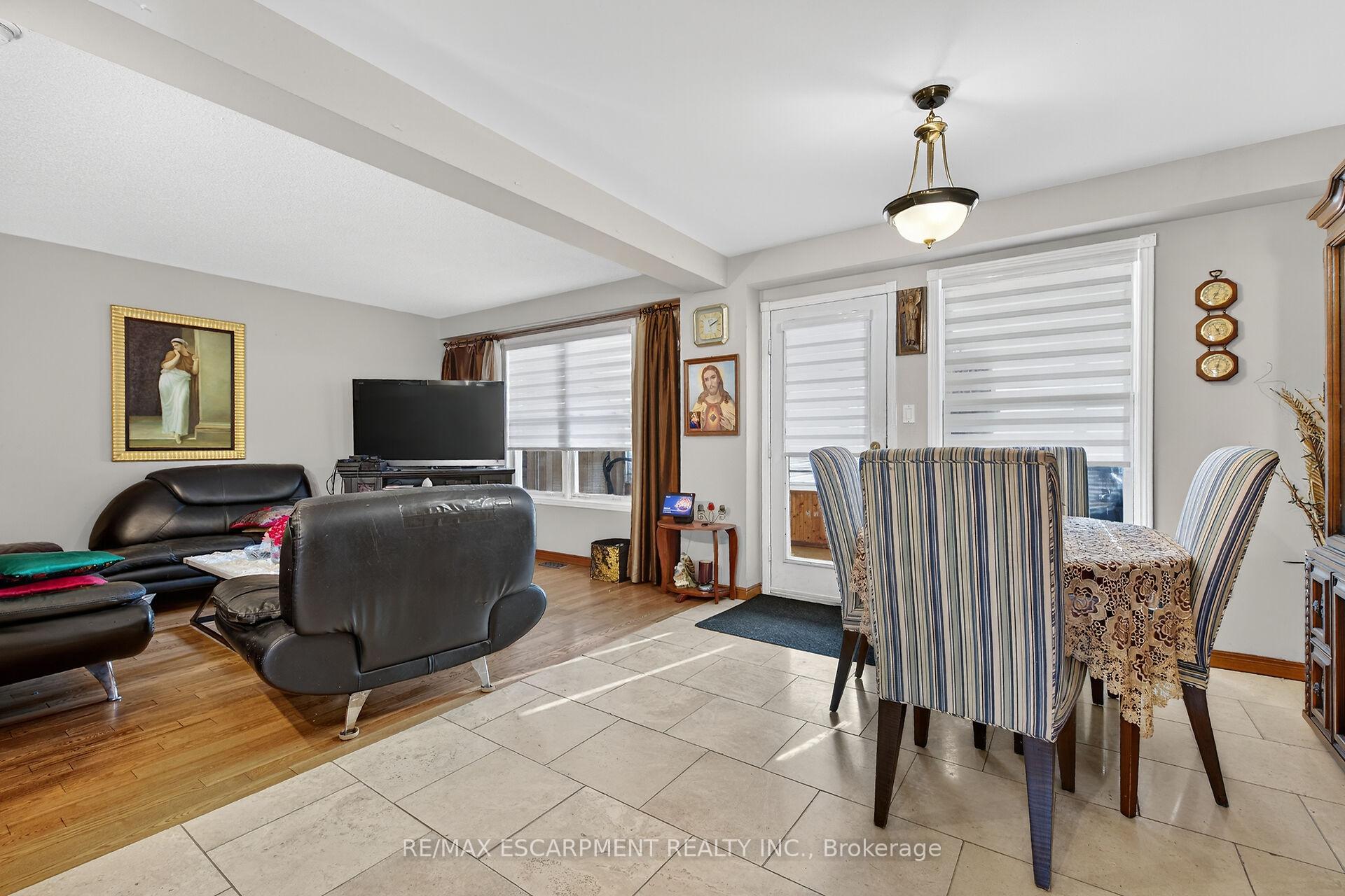 Photo 13 of 36 Cluny Avenue, Hamilton, Crown Point — HOMEH