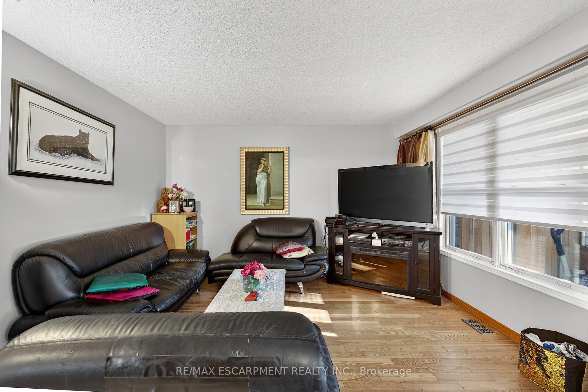 Photo 15 of 36 Cluny Avenue, Hamilton, Crown Point — HOMEH