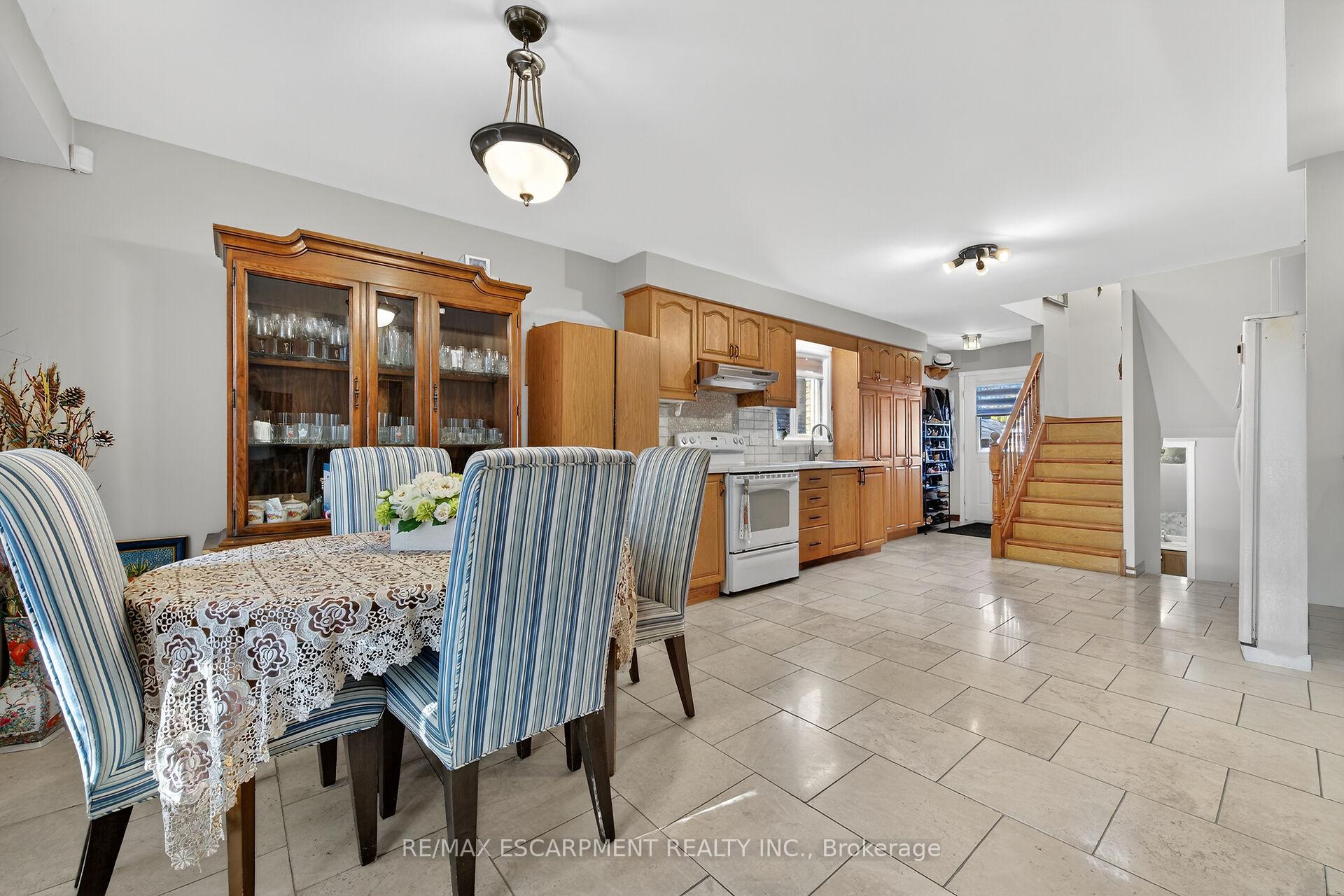 Photo 17 of 36 Cluny Avenue, Hamilton, Crown Point — HOMEH
