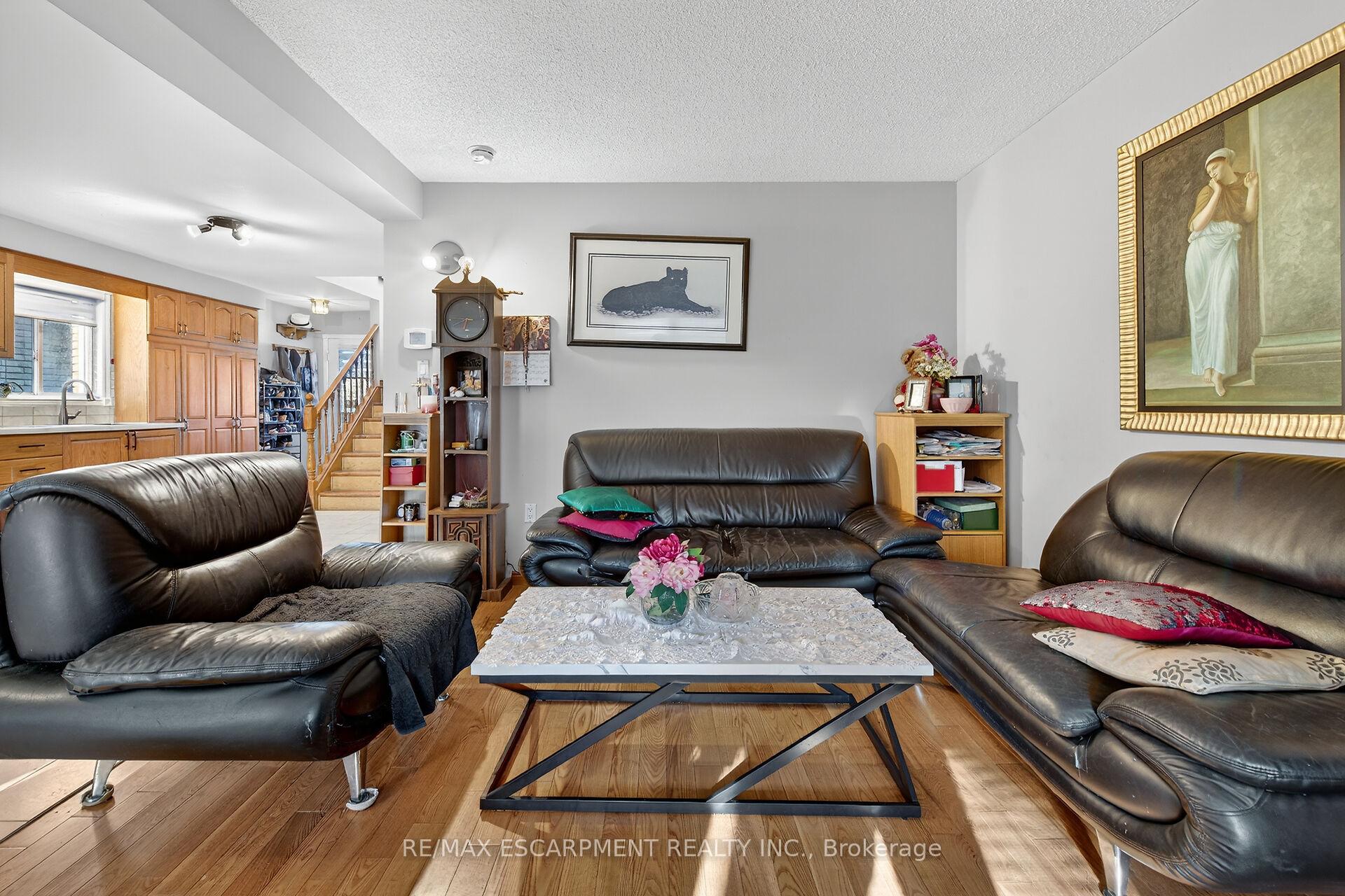 Photo 19 of 36 Cluny Avenue, Hamilton, Crown Point — HOMEH