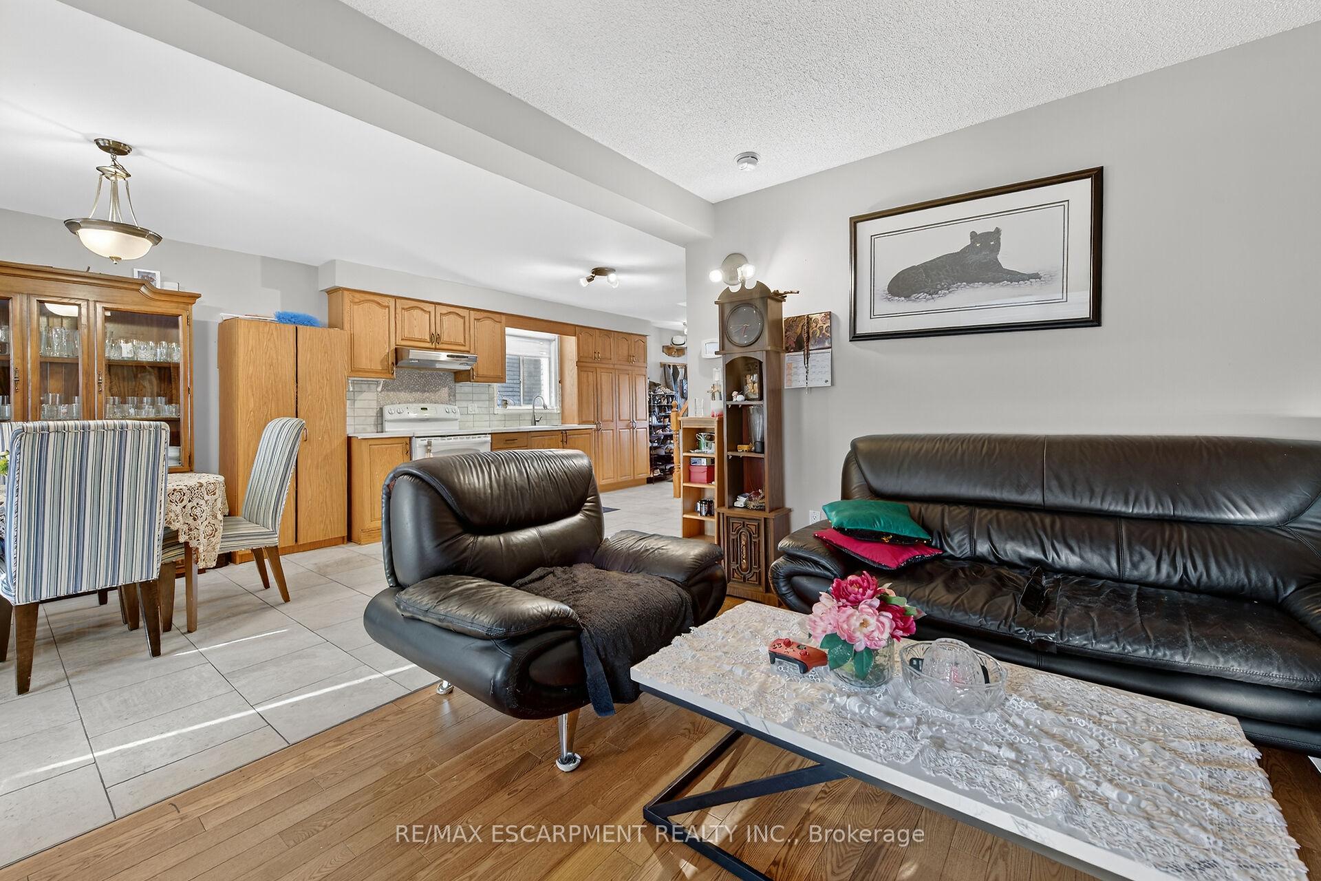 Photo 20 of 36 Cluny Avenue, Hamilton, Crown Point — HOMEH
