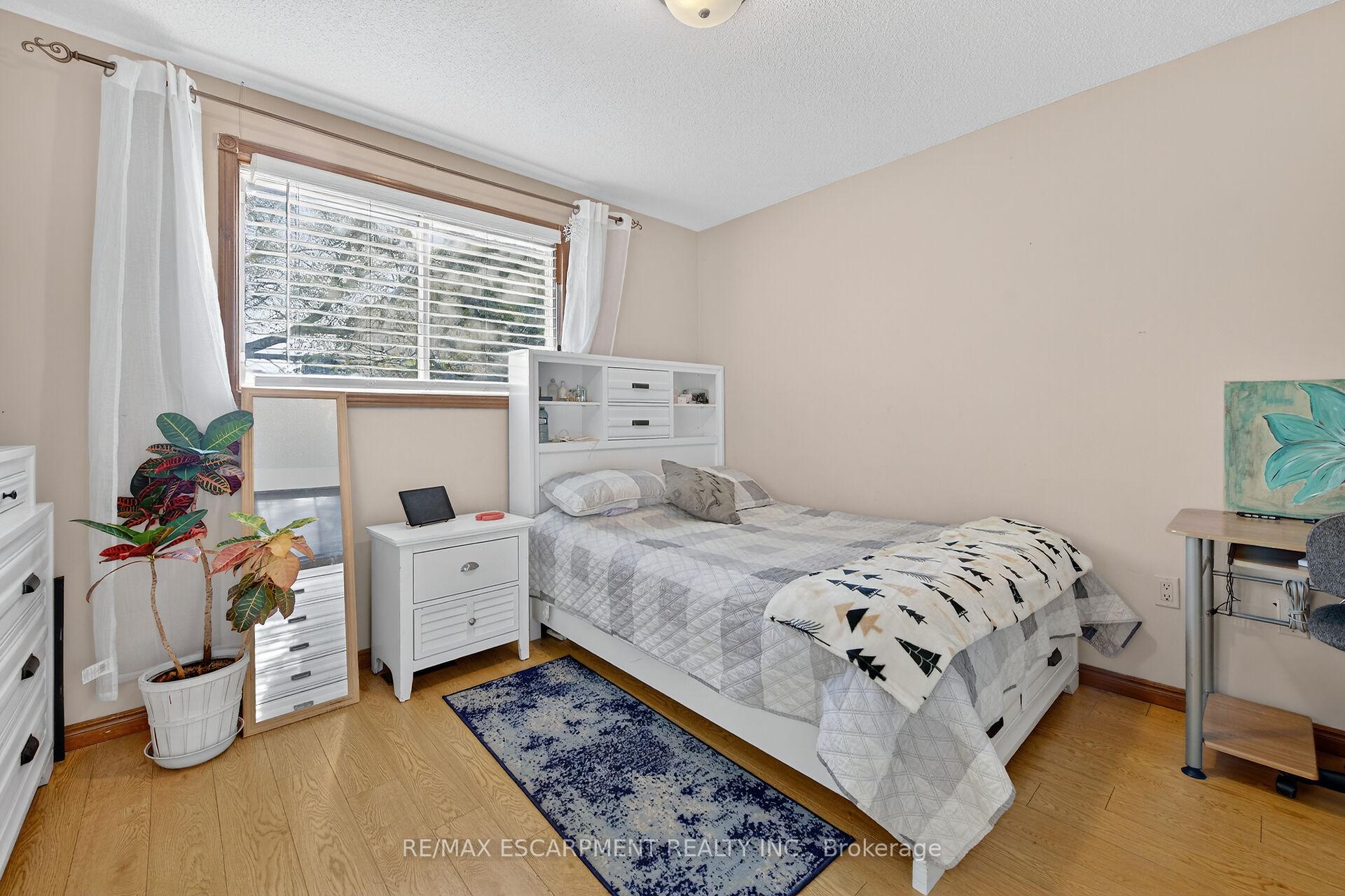 Photo 30 of 36 Cluny Avenue, Hamilton, Crown Point — HOMEH