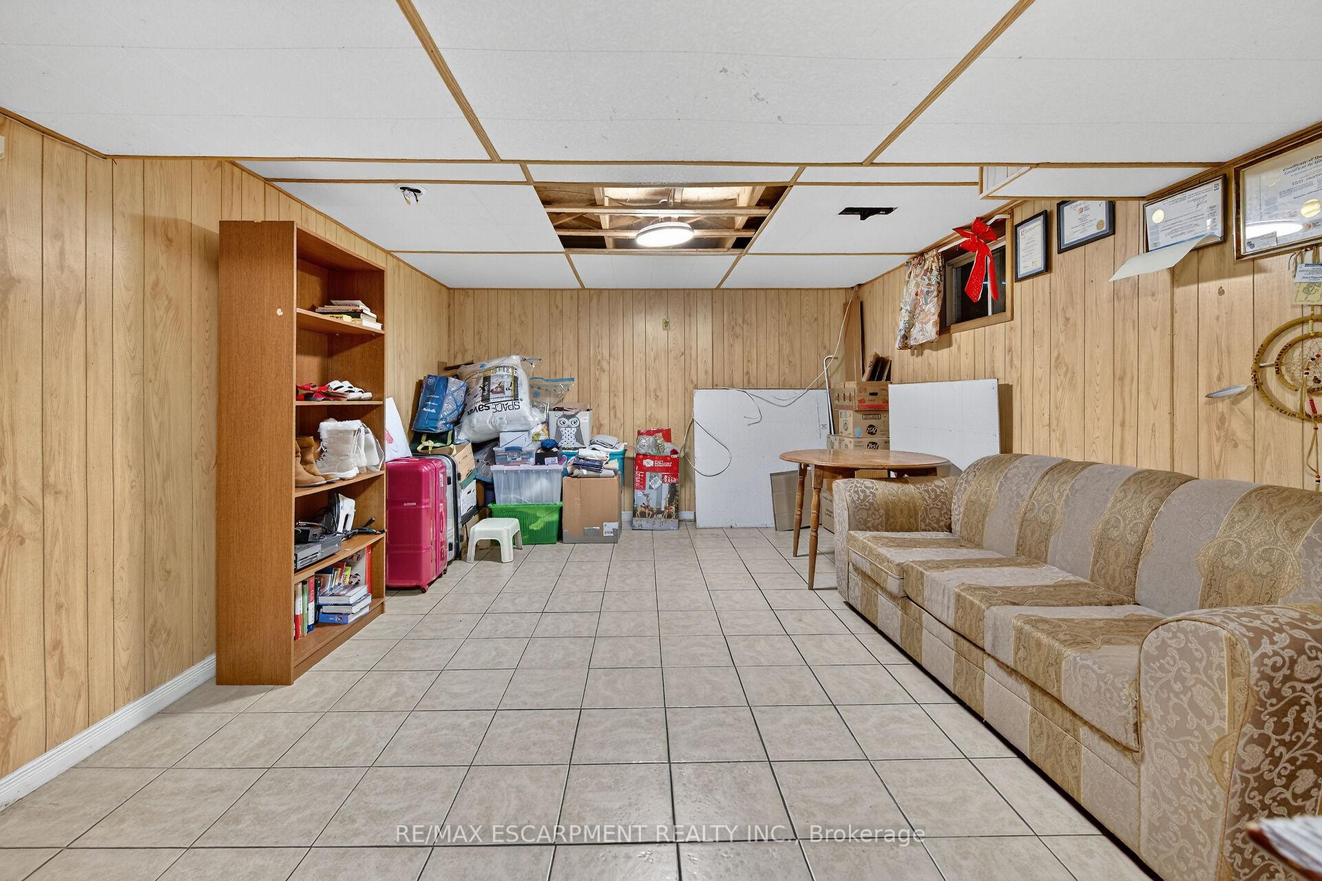 Photo 33 of 36 Cluny Avenue, Hamilton, Crown Point — HOMEH
