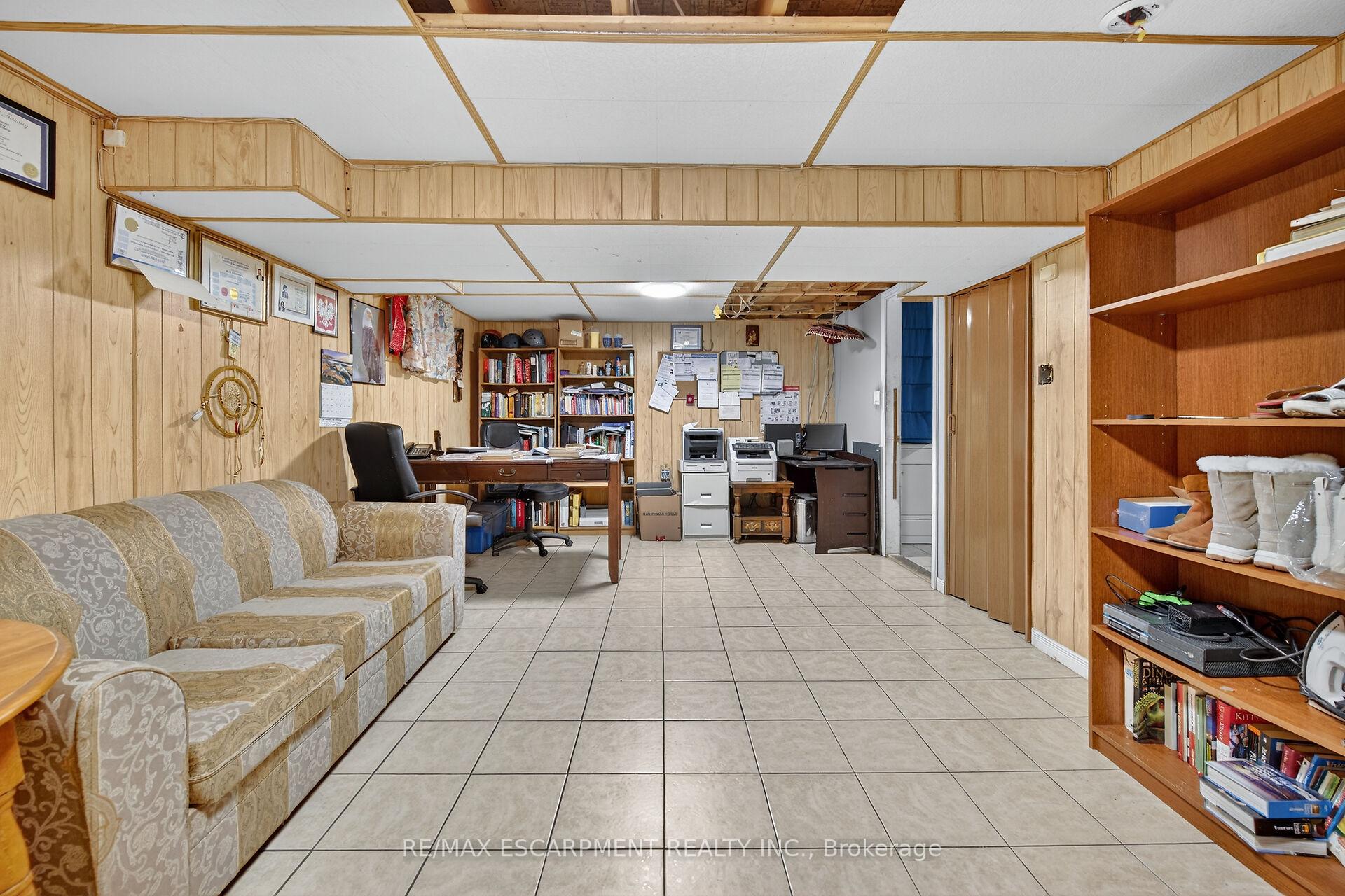 Photo 34 of 36 Cluny Avenue, Hamilton, Crown Point — HOMEH