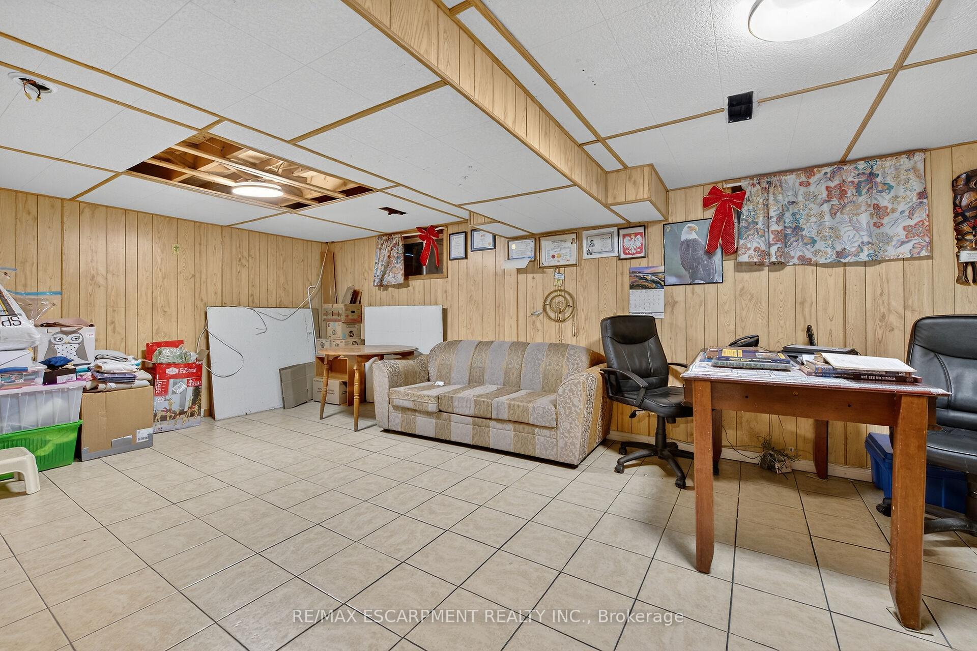 Photo 35 of 36 Cluny Avenue, Hamilton, Crown Point — HOMEH