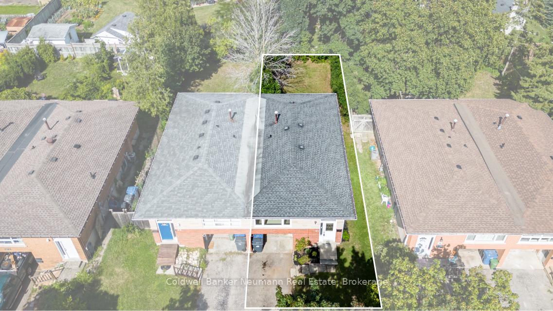 Photo 39 of 54 Conroy Crescent, Guelph, Dovercliffe Park/Old University — HOMEH