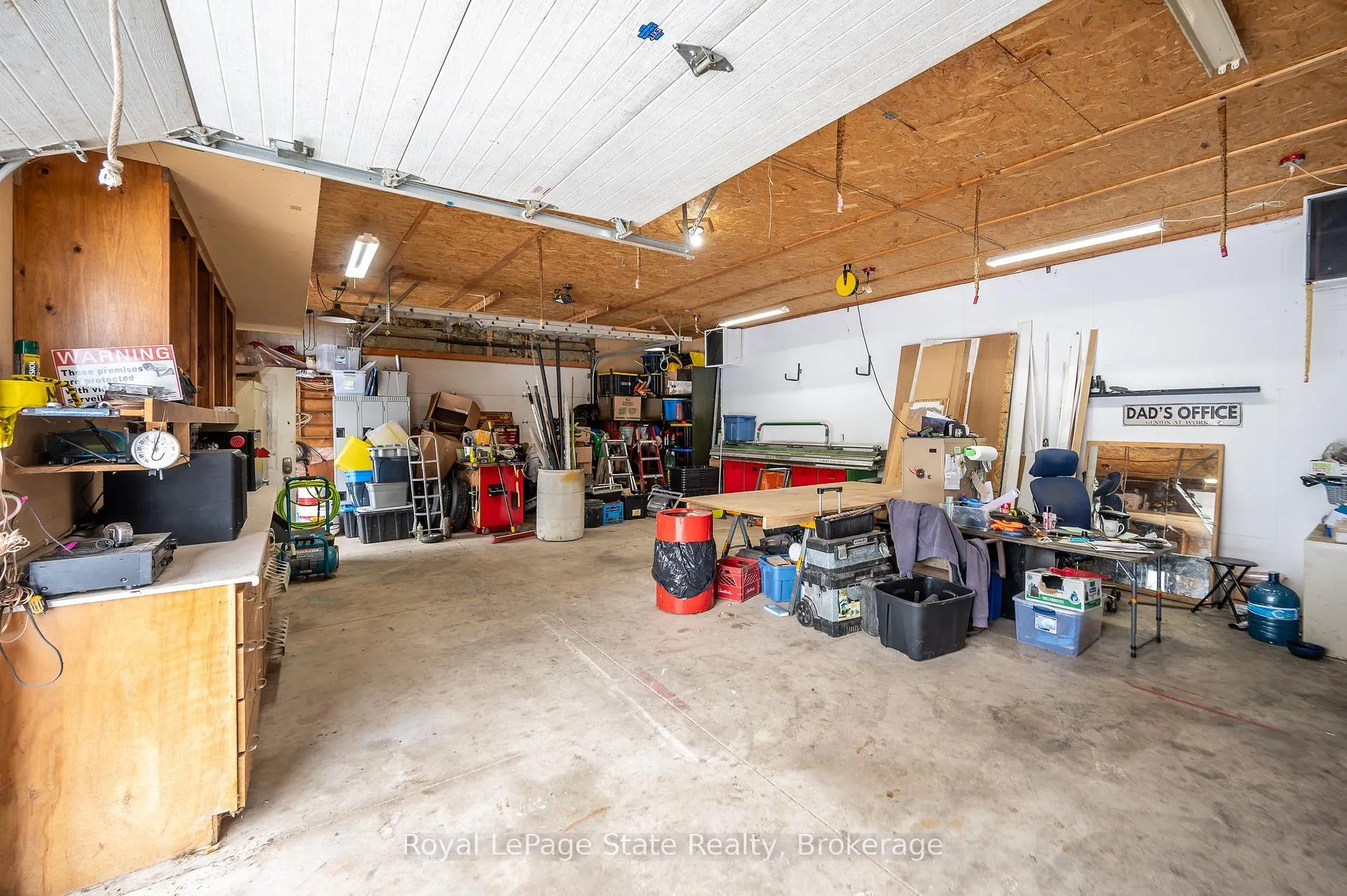 Photo 4 of 2323 56 Highway, Hamilton, Rural Glanbrook — HOMEH