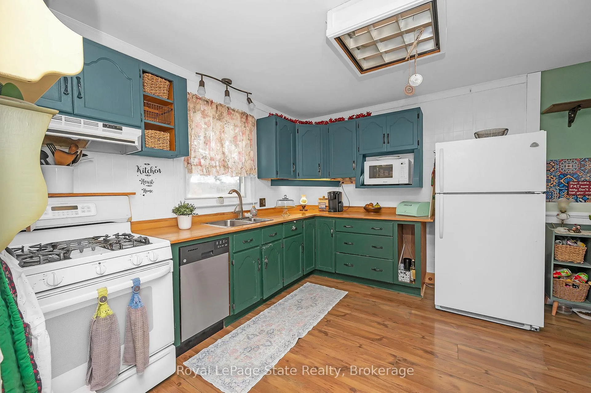 Photo 10 of 2323 56 Highway, Hamilton, Rural Glanbrook — HOMEH