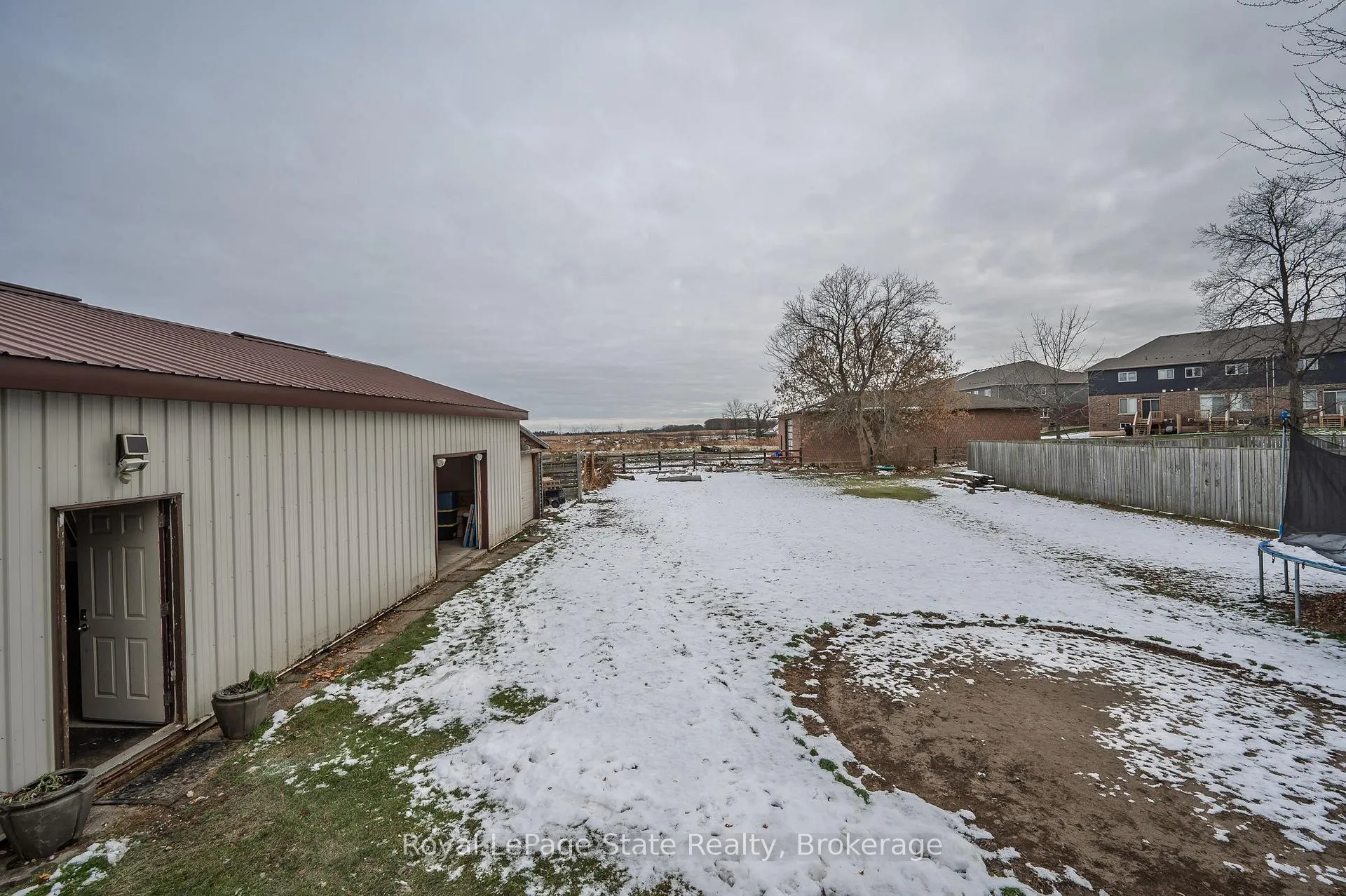 Photo 25 of 2323 56 Highway, Hamilton, Rural Glanbrook — HOMEH