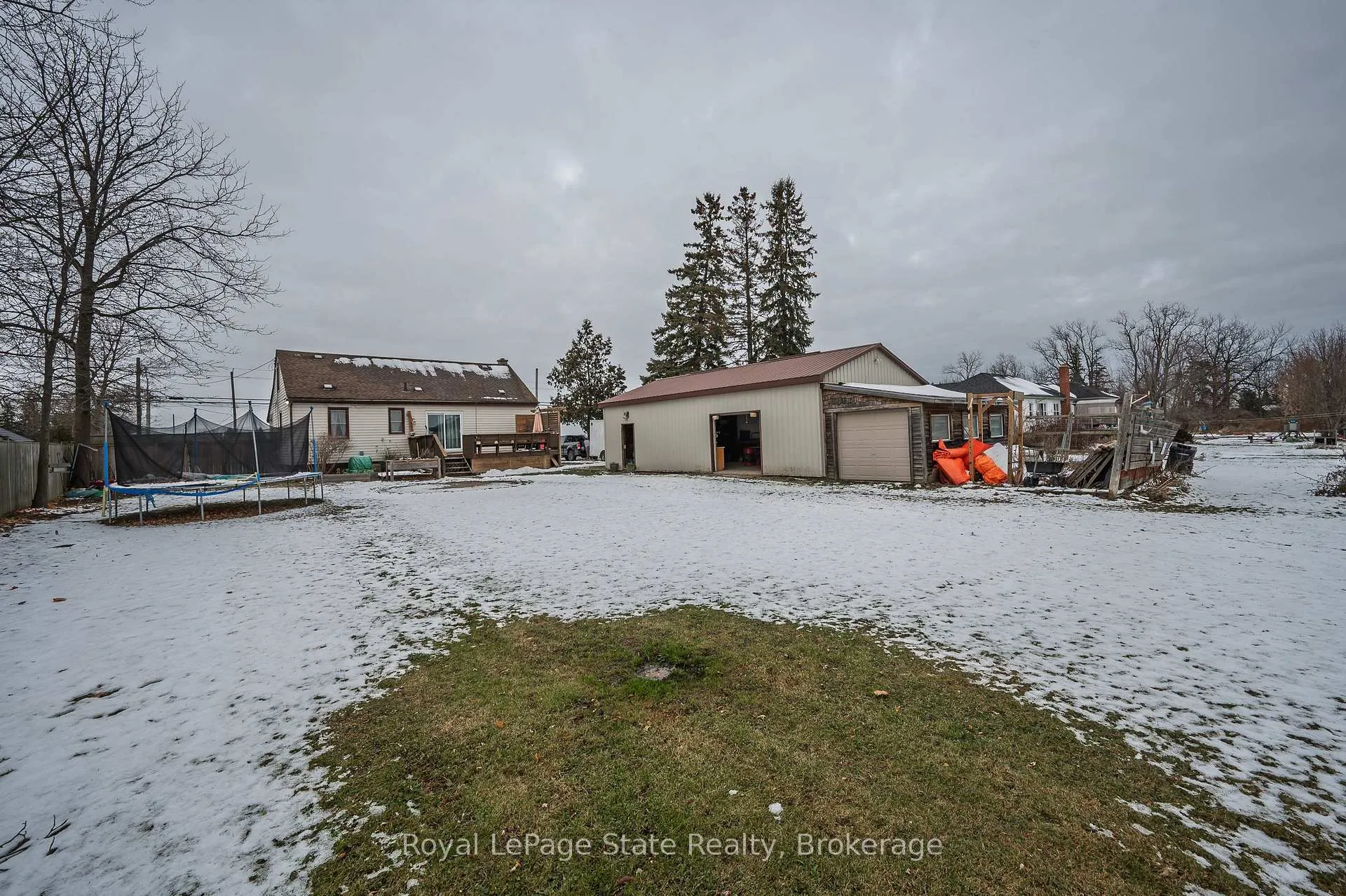 Photo 28 of 2323 56 Highway, Hamilton, Rural Glanbrook — HOMEH
